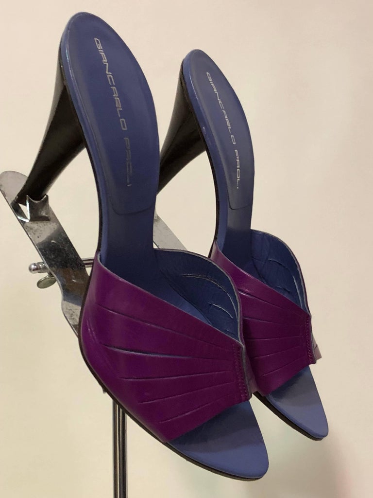 1990s Giancarlo Paoli Magenta and Periwinkle Leather Stiletto Mules For  Sale at 1stDibs