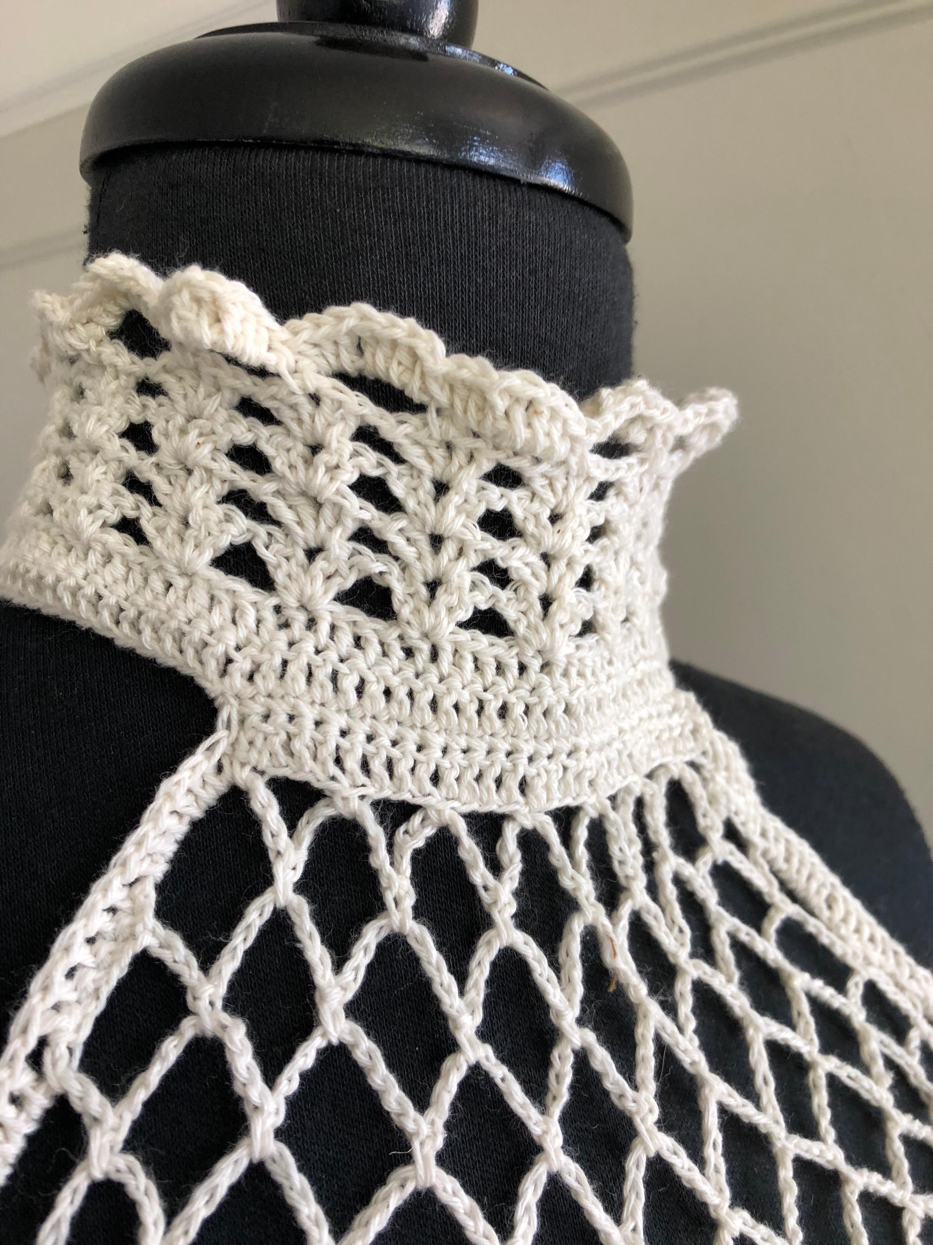 Women's 1970s-Style Crochet Halter Dress W/ Daisy Embroidered Linen Handkerchief Hem For Sale