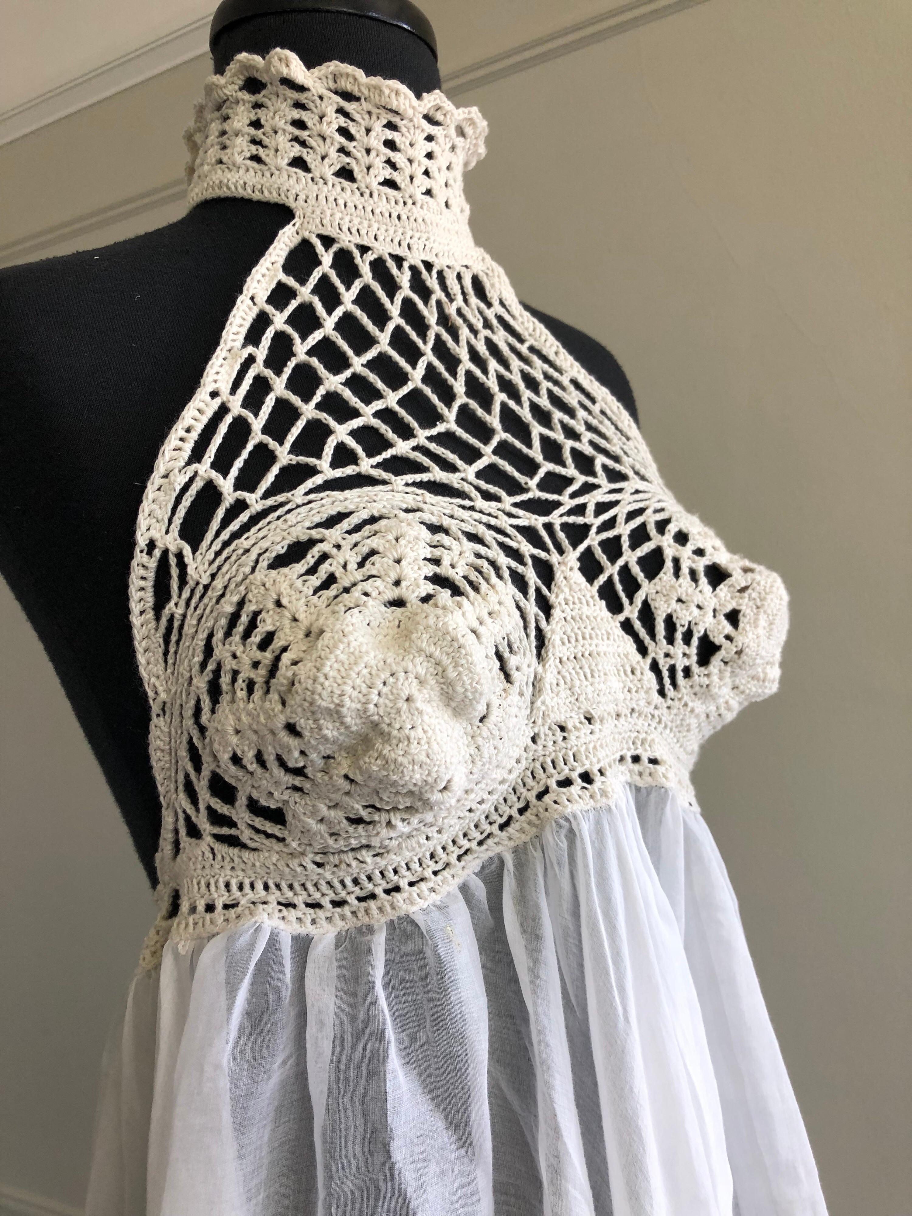 1970s-Style Crochet Halter Dress W/ Daisy Embroidered Linen Handkerchief Hem For Sale 1