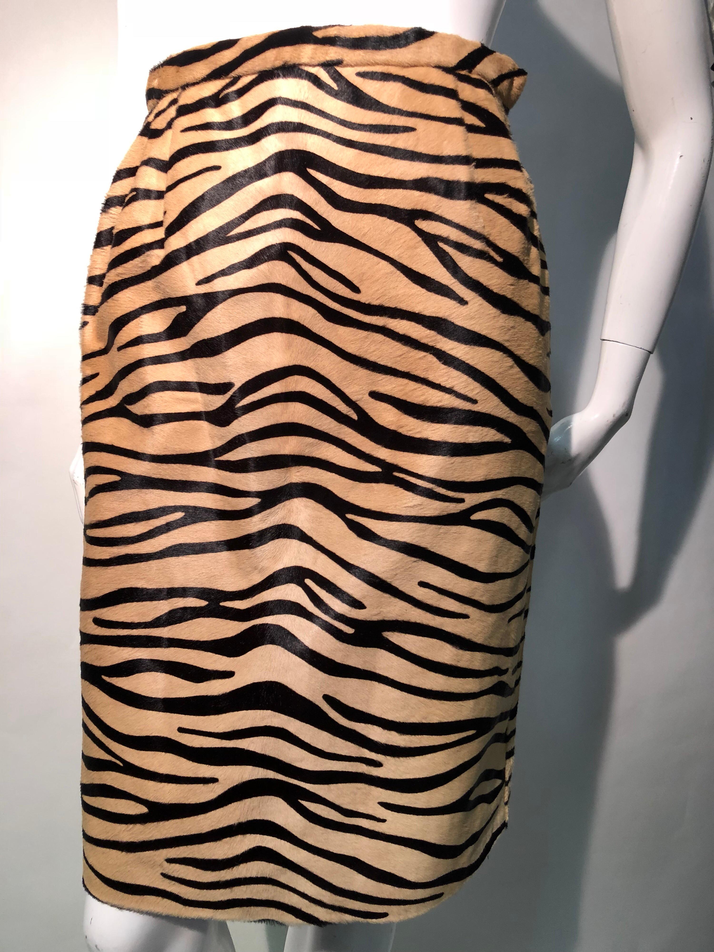 1980s Bill Blass Tiger Print Stenciled Calf Fur Pencil Skirt  In Excellent Condition For Sale In Gresham, OR