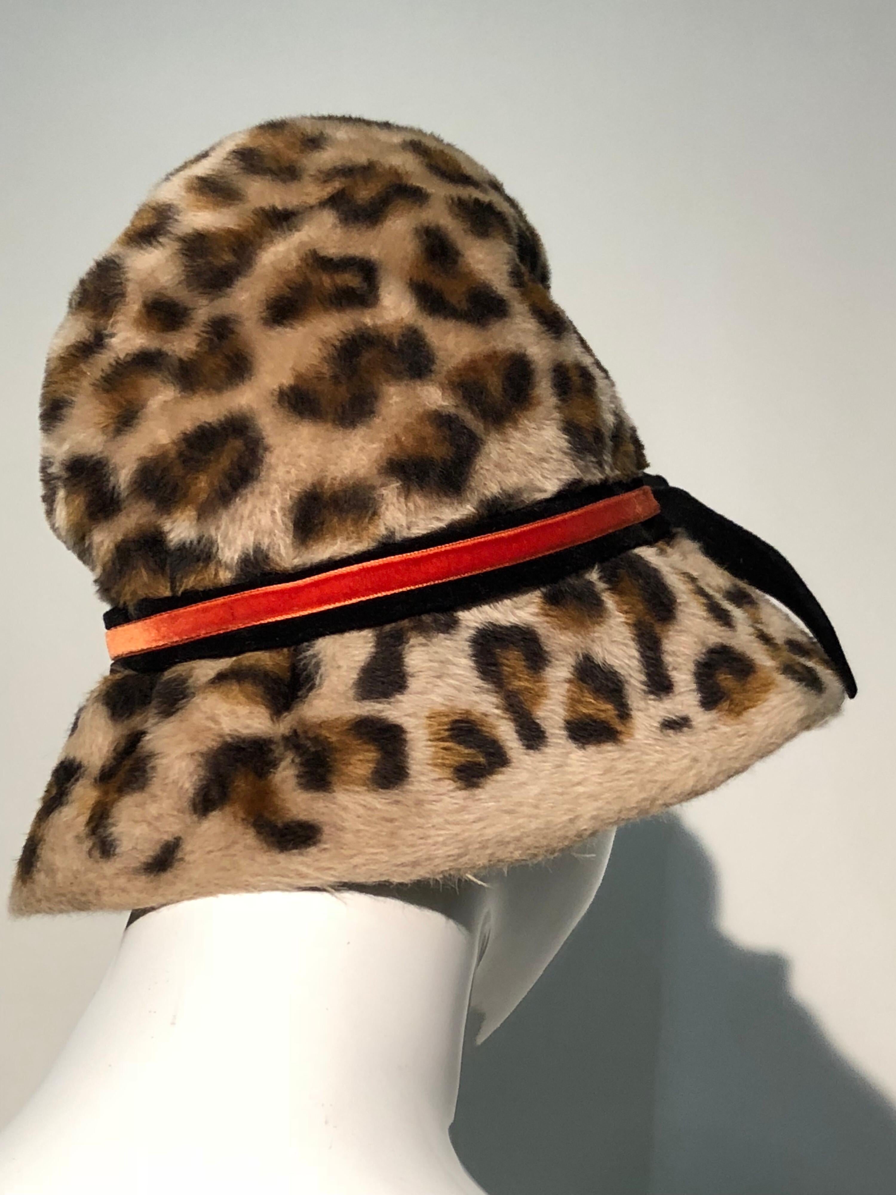 1960s Mr. John Leopard Print Bucket Mod Hat In Fur Felt W/ Orange Velvet Ribbon In Excellent Condition For Sale In Gresham, OR