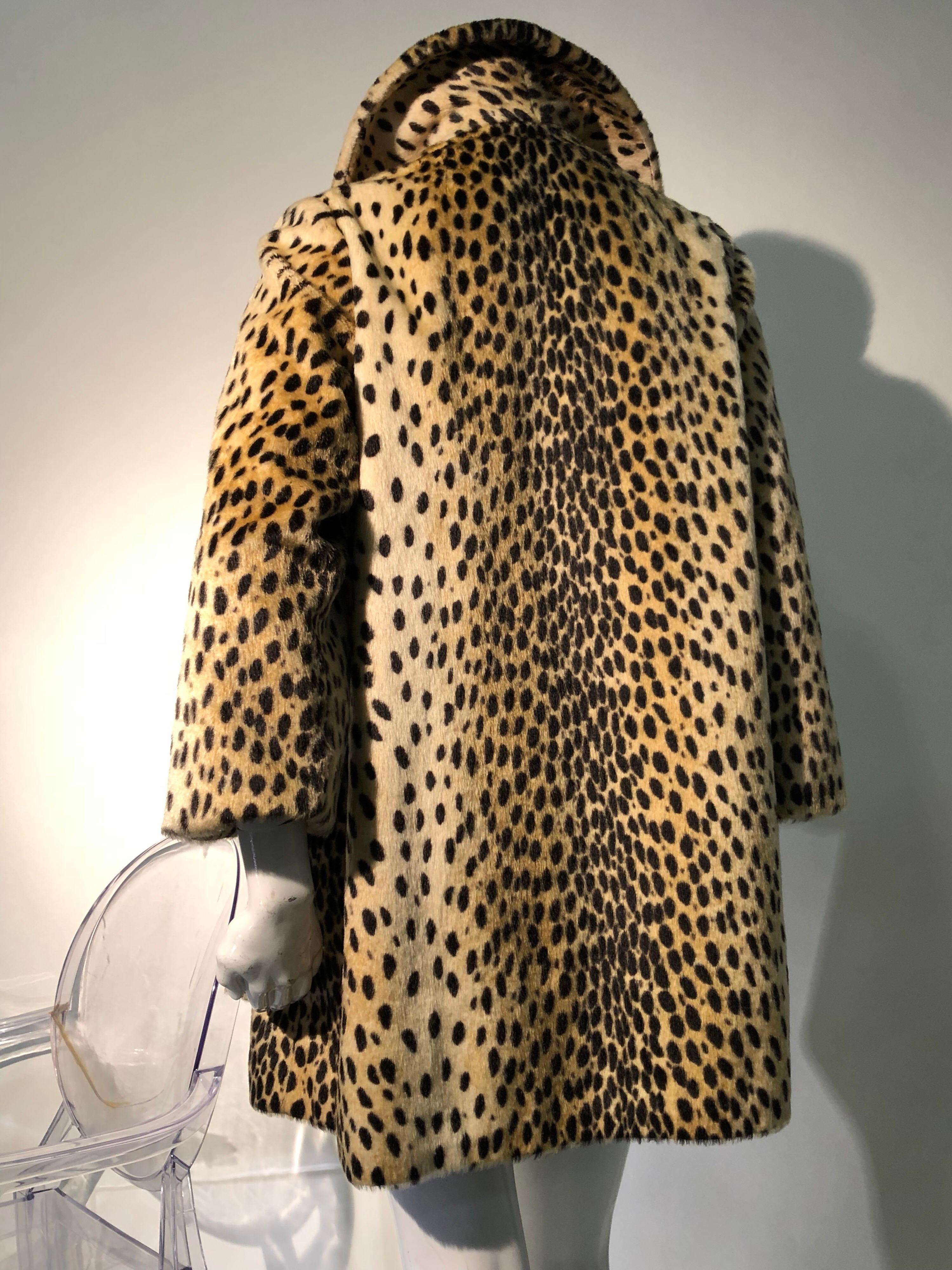 Women's 1960s Safari Faux Cheetah Fur Double-Breasted Trench-Style Coat W/ Belt