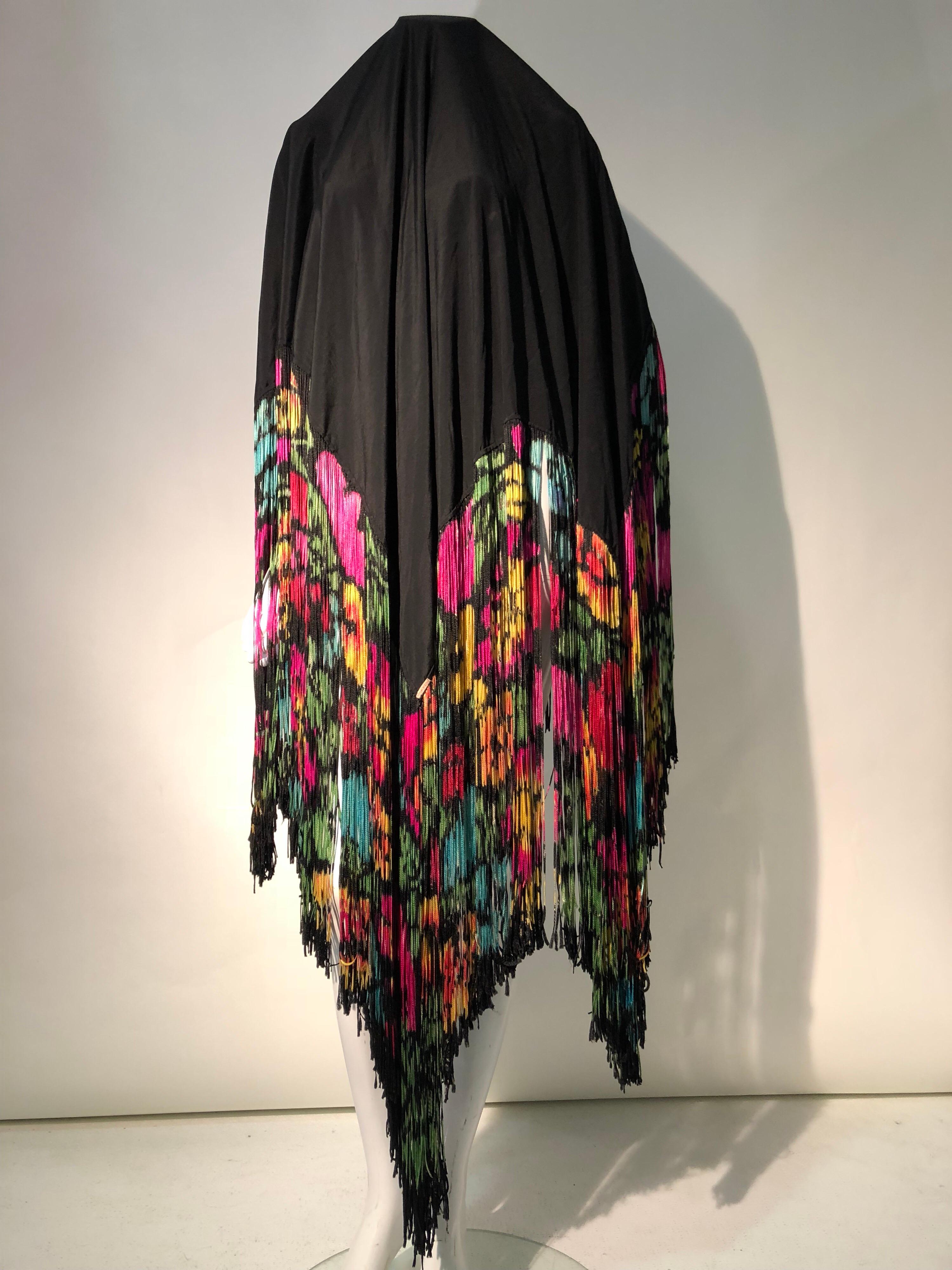 1920s Hand Painted Silk Art Deco Fringed Shawl Made In France In Excellent Condition In Gresham, OR