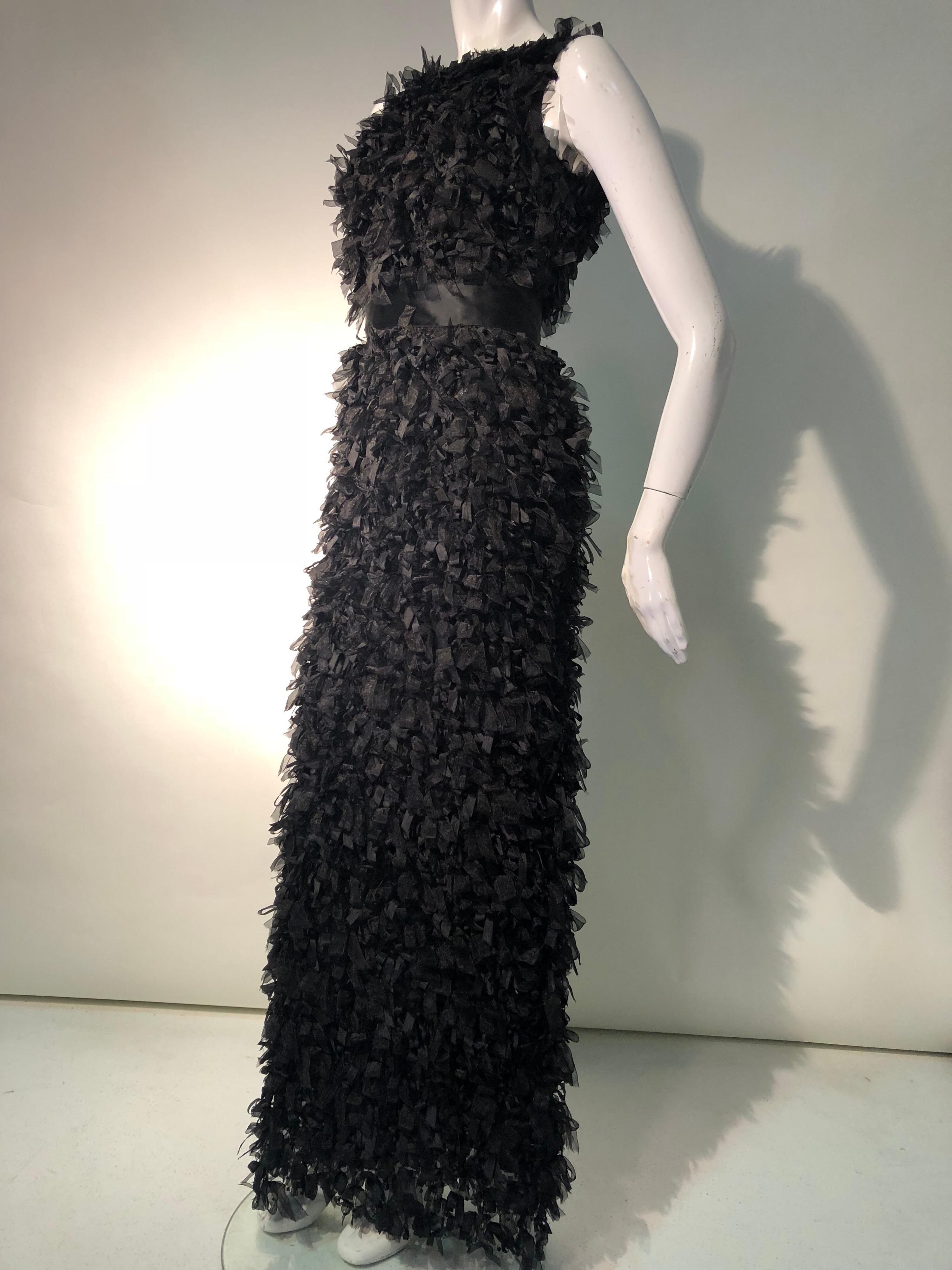 Oscar De La Renta Black Silk Confetti Ribbon & Sequin Column Gown W/ Open Back  In Excellent Condition In Gresham, OR