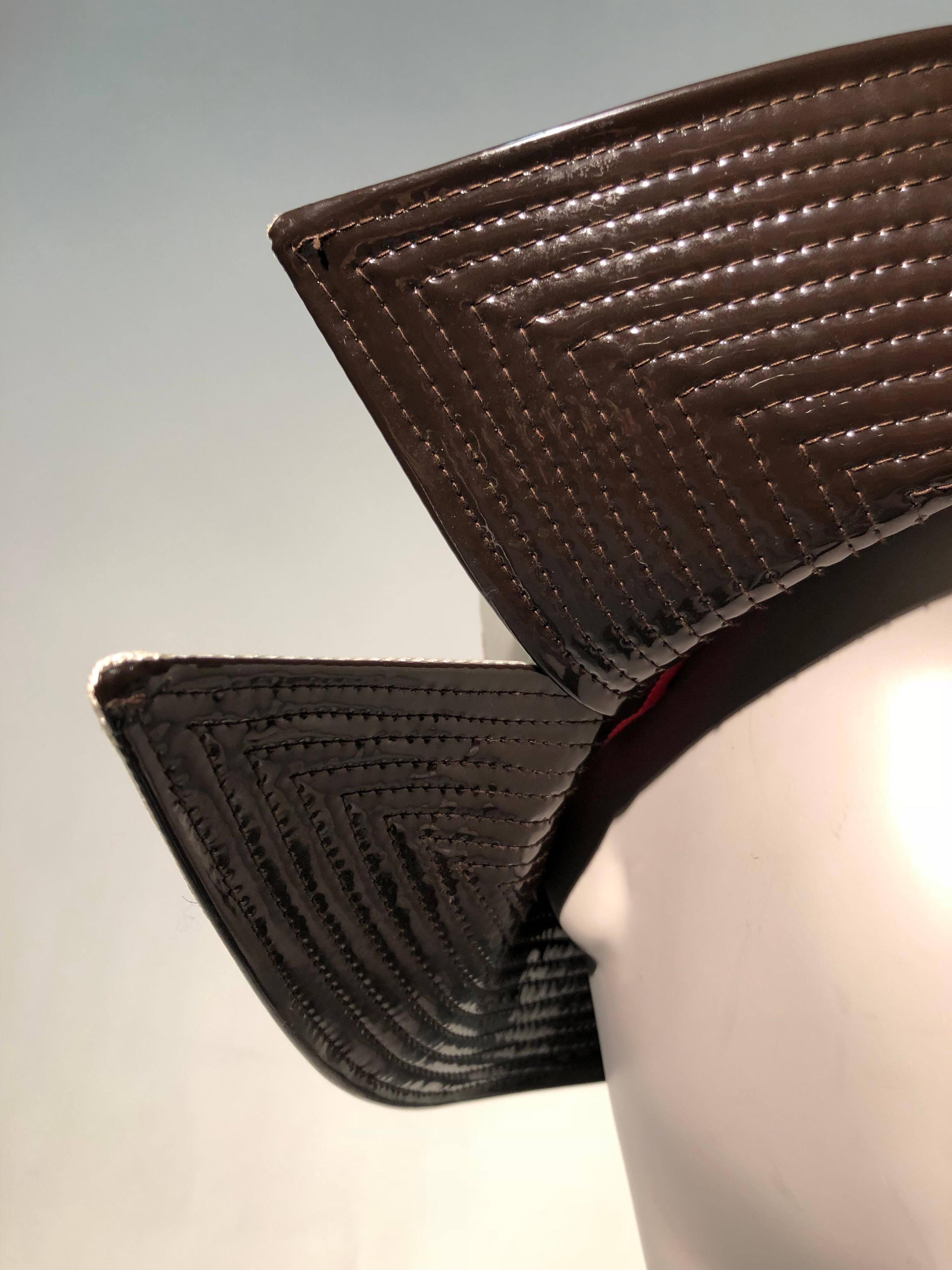 1960s Mr. John Ivory Faille Mod Hat W/ Wide Brown Patent Trapunto Stitched Brim In New Condition For Sale In Gresham, OR