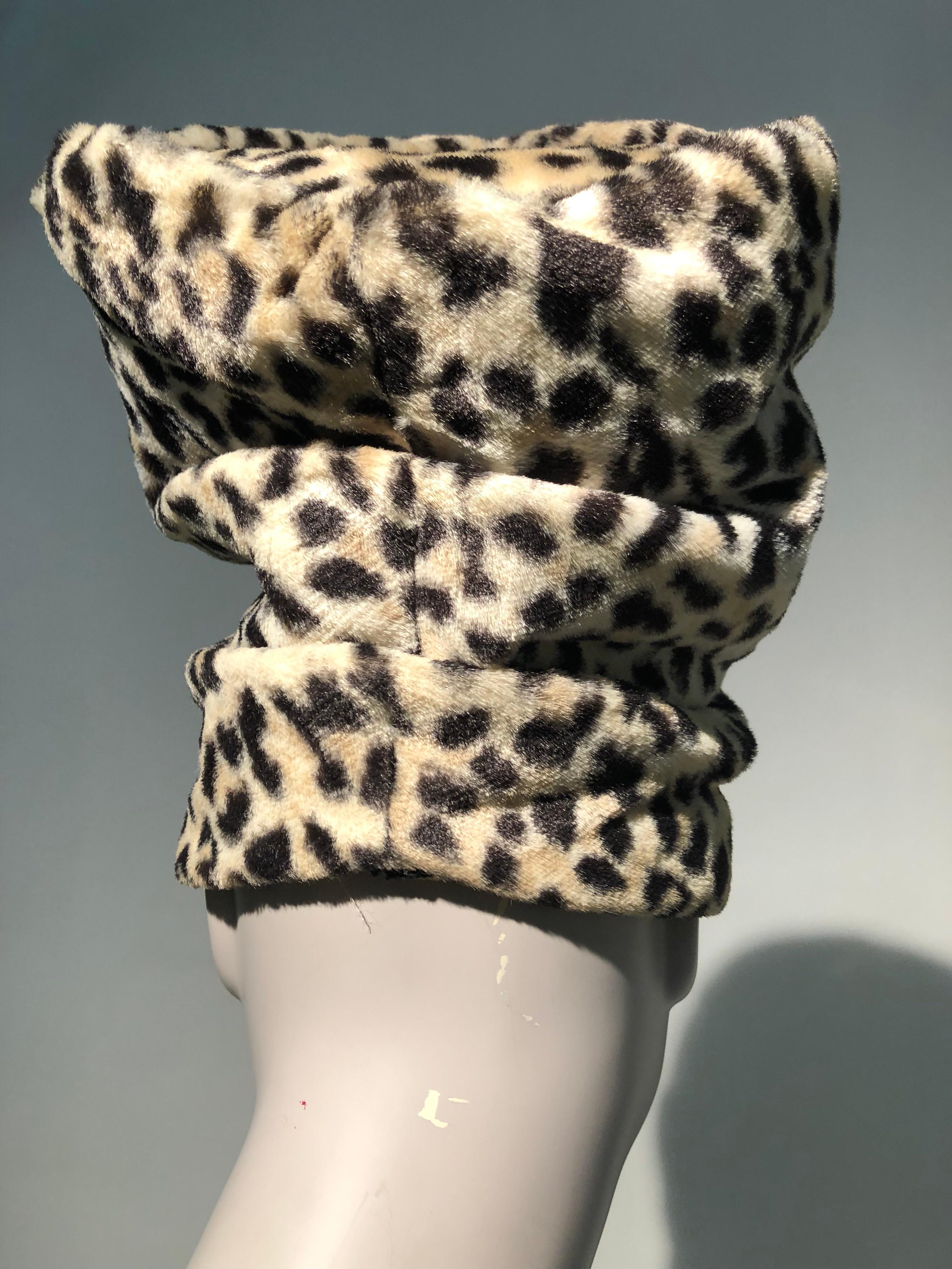 1960s Dachettes By Lilly Daché Whimsical Stovepipe Faux Leopard Hat In Excellent Condition In Gresham, OR