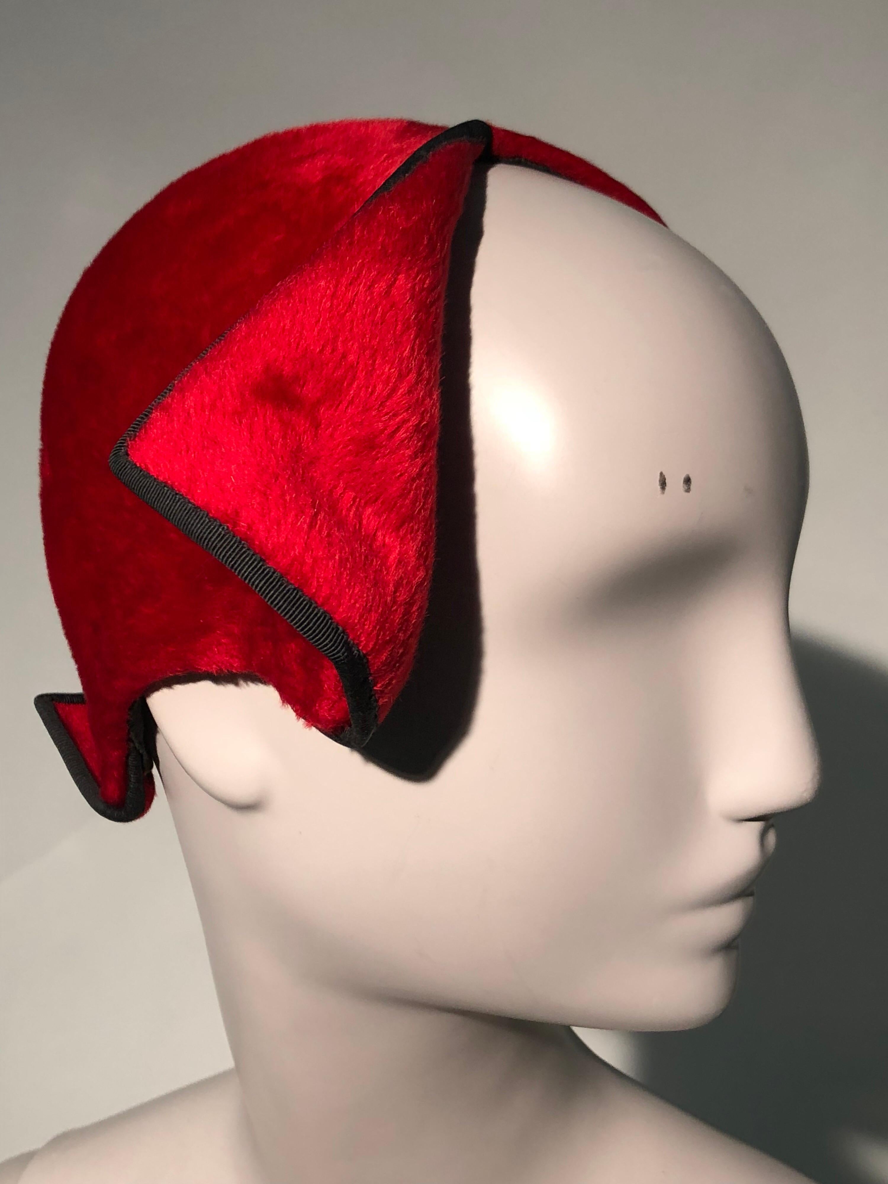 Women's 1950s John Frederics Cardinal Red Fur Felt Cloche Hat W/ Black Trim  For Sale