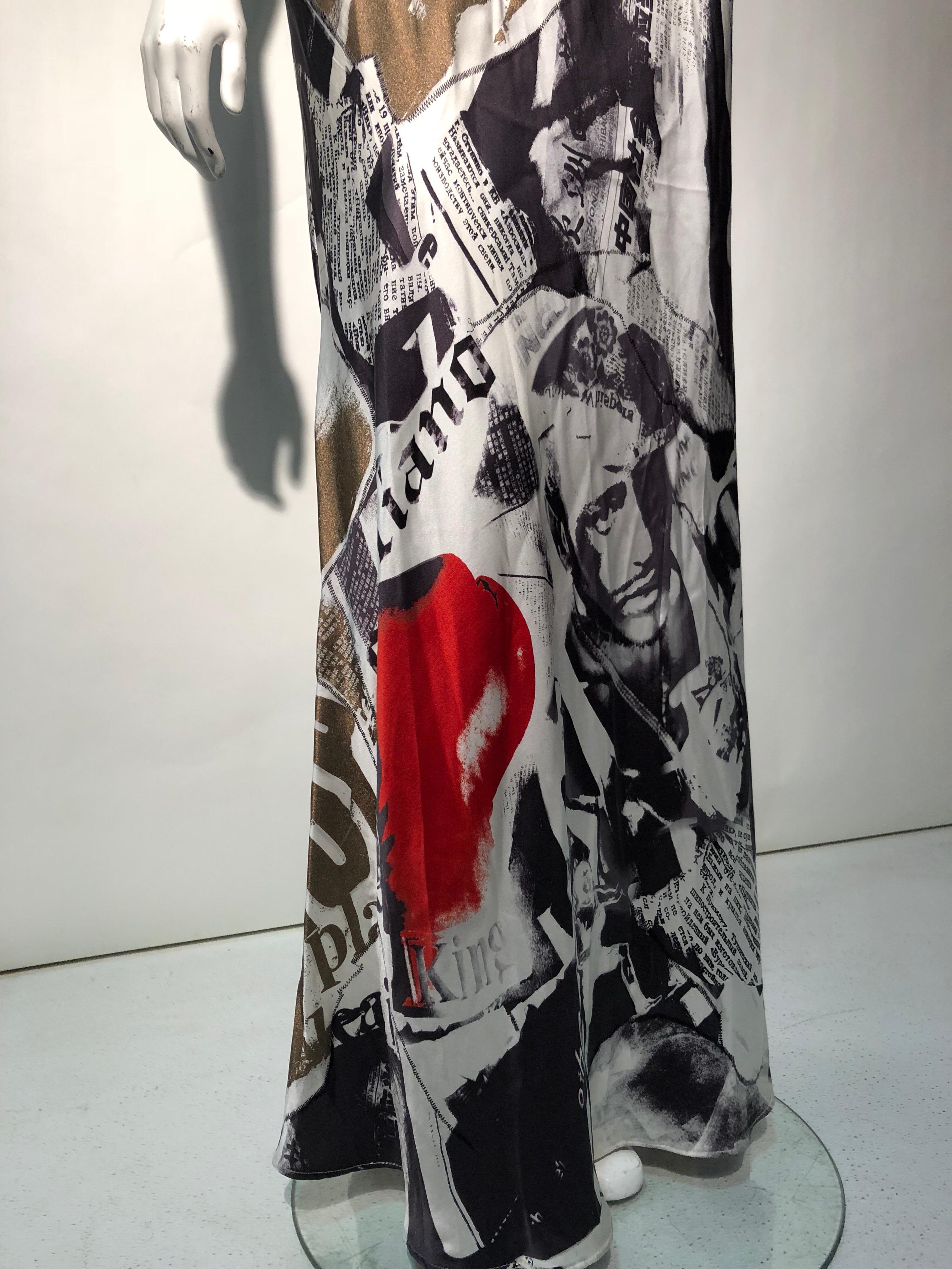 2000er John Galliano Ungetragenes Seidenkleid mit Newsprint-Schrägschnitt und Schrägschnitt im Angebot 6