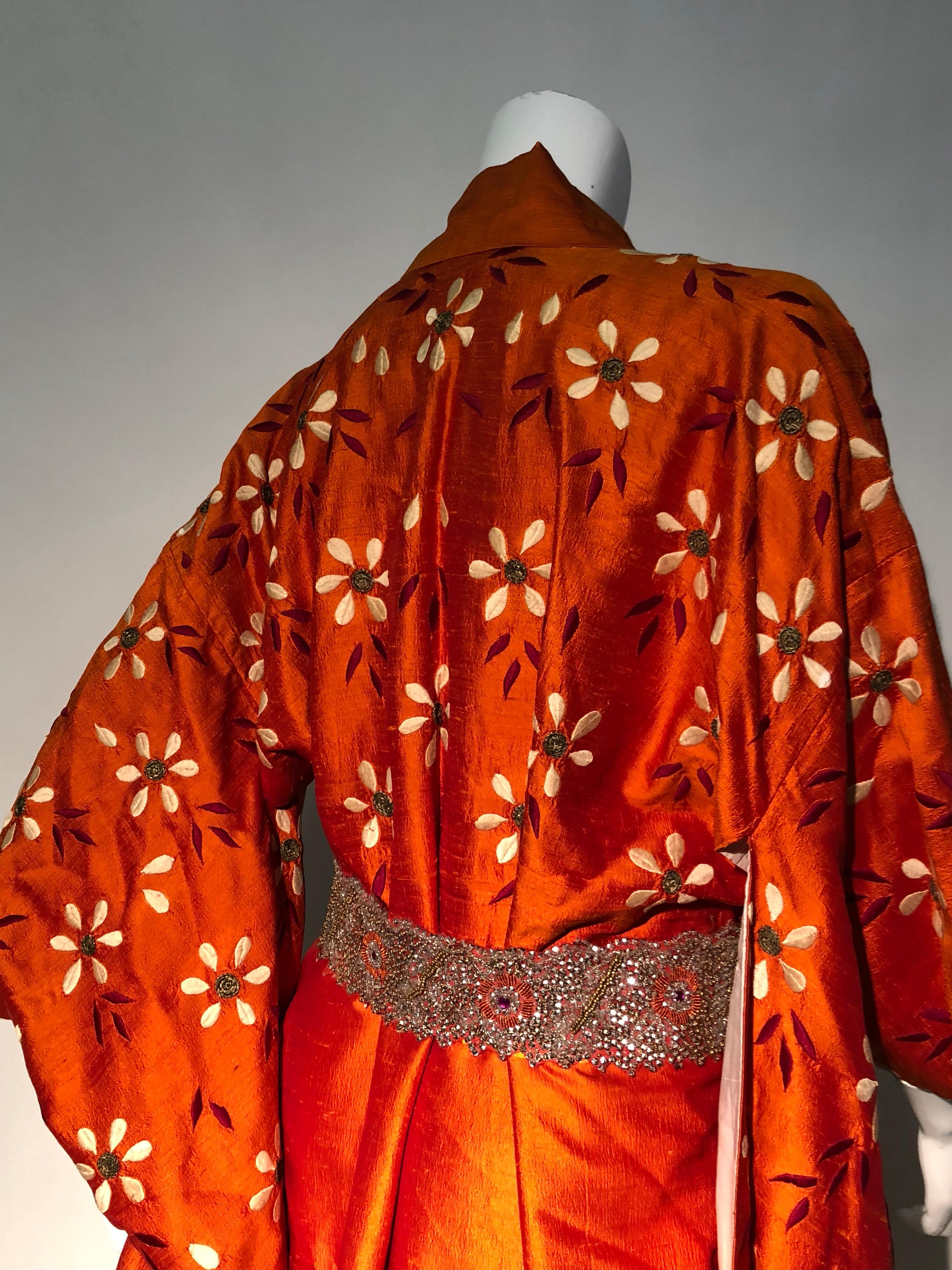 Women's 1940s Burnt Orange Raw Silk Spring Kimono W/ Embroidered Daisies & Beaded Belt