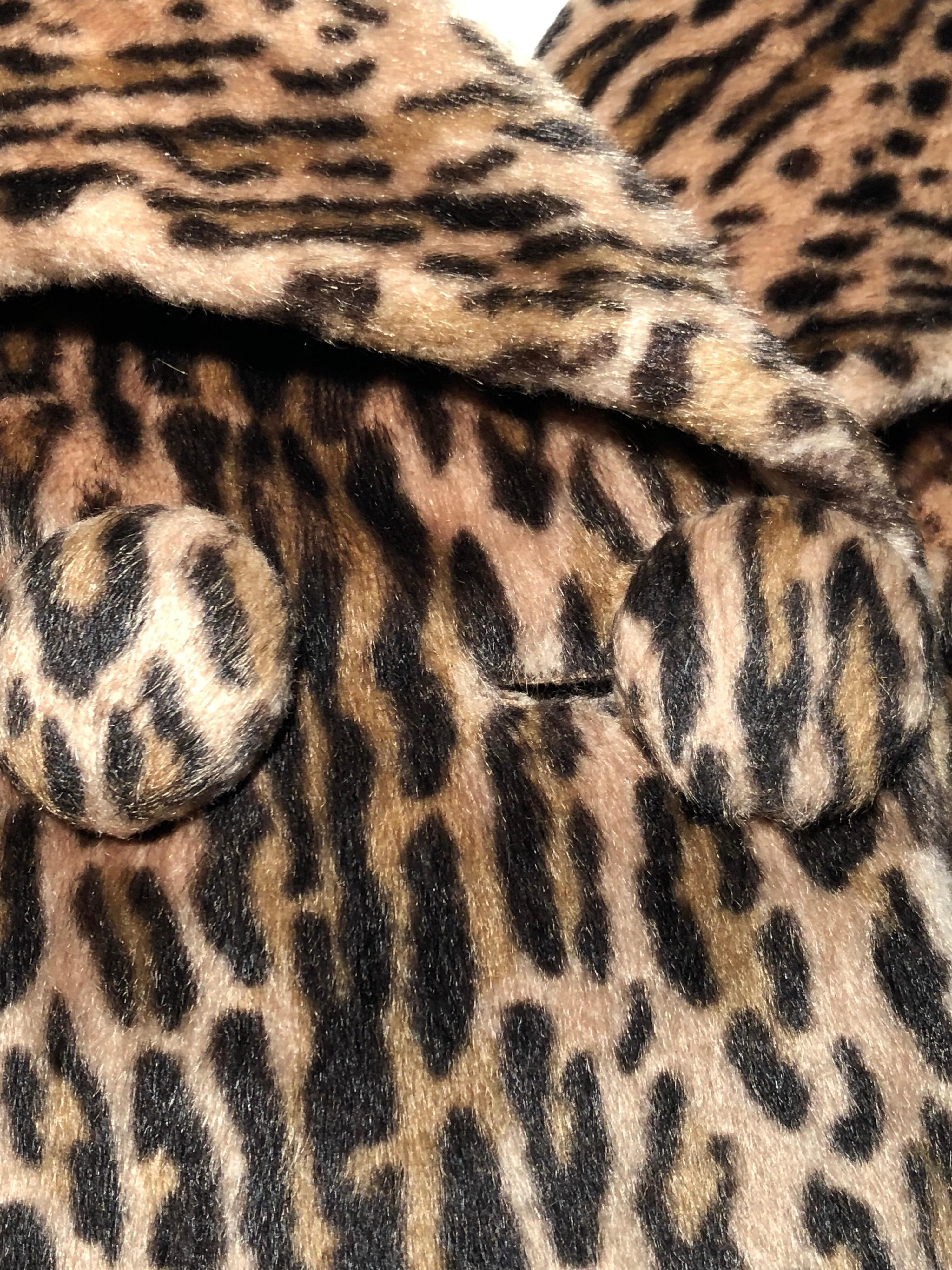 1950er Kashan Kunstleopardenfell Swing Mantel mit Schalkragen 6