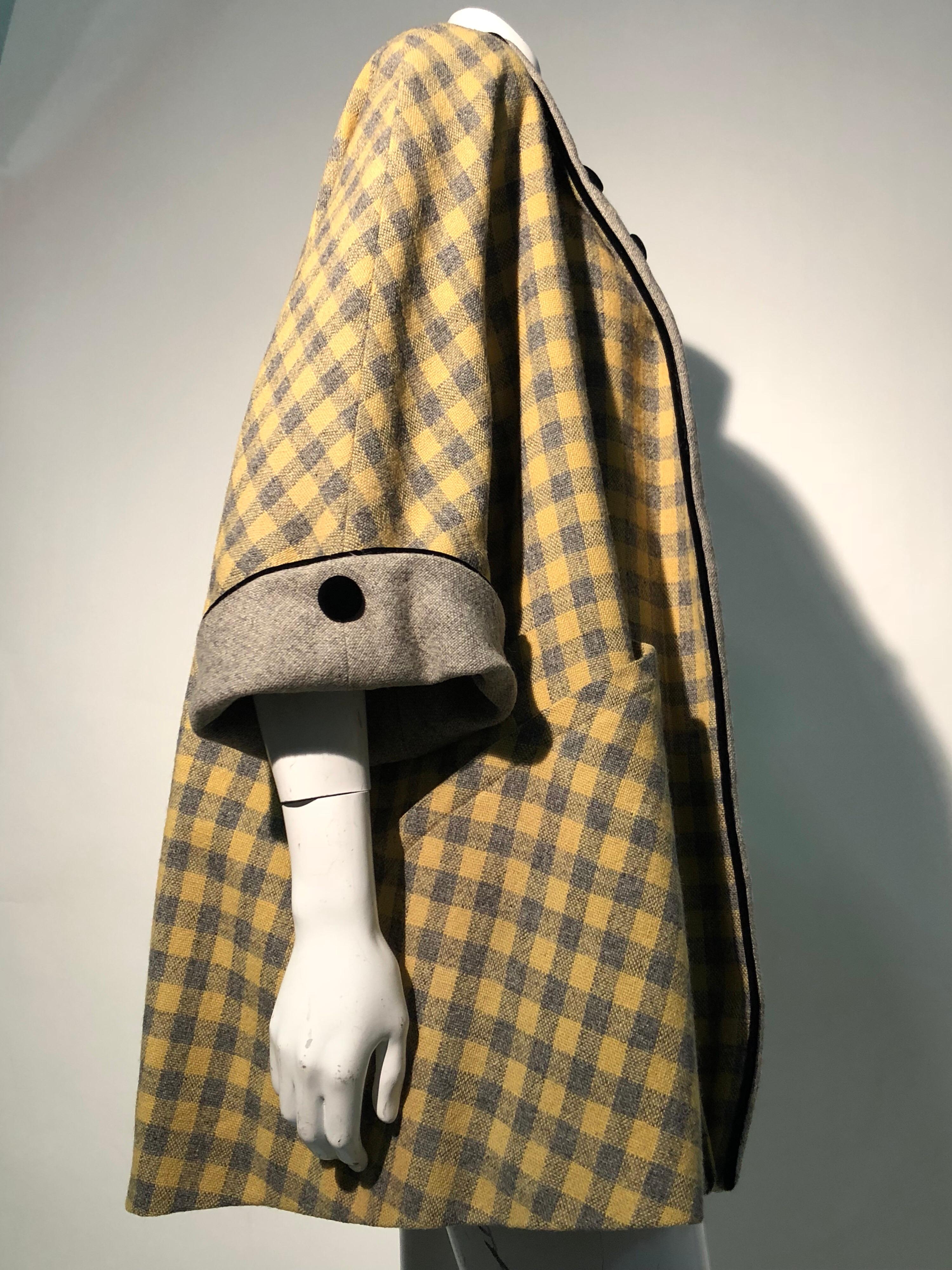 Brown 1950s Pierre Benoit Yellow & Gray Checked Wool Stroller Coat W/ Velvet Buttons For Sale
