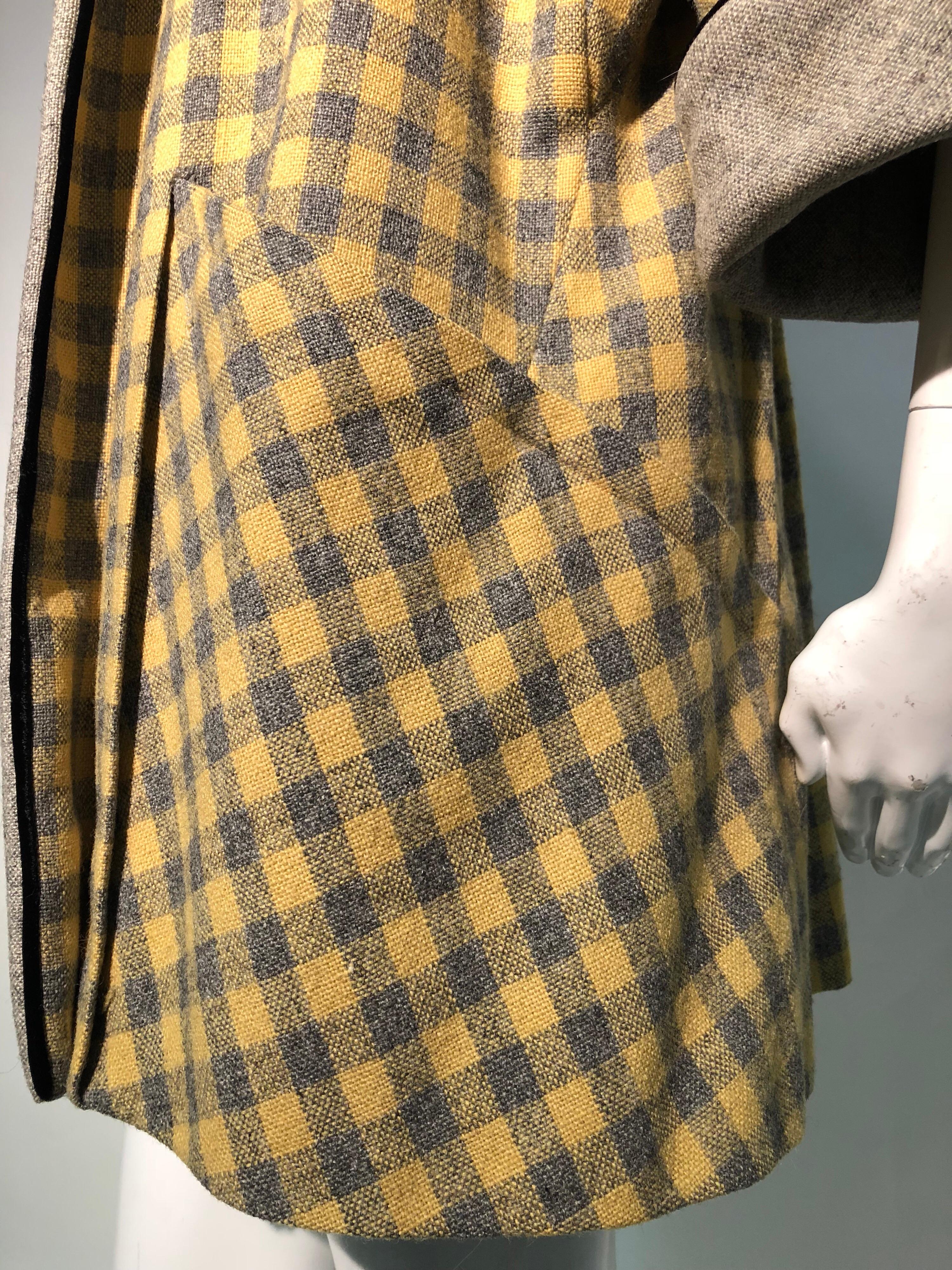 1950s Pierre Benoit Yellow & Gray Checked Wool Stroller Coat W/ Velvet Buttons For Sale 1