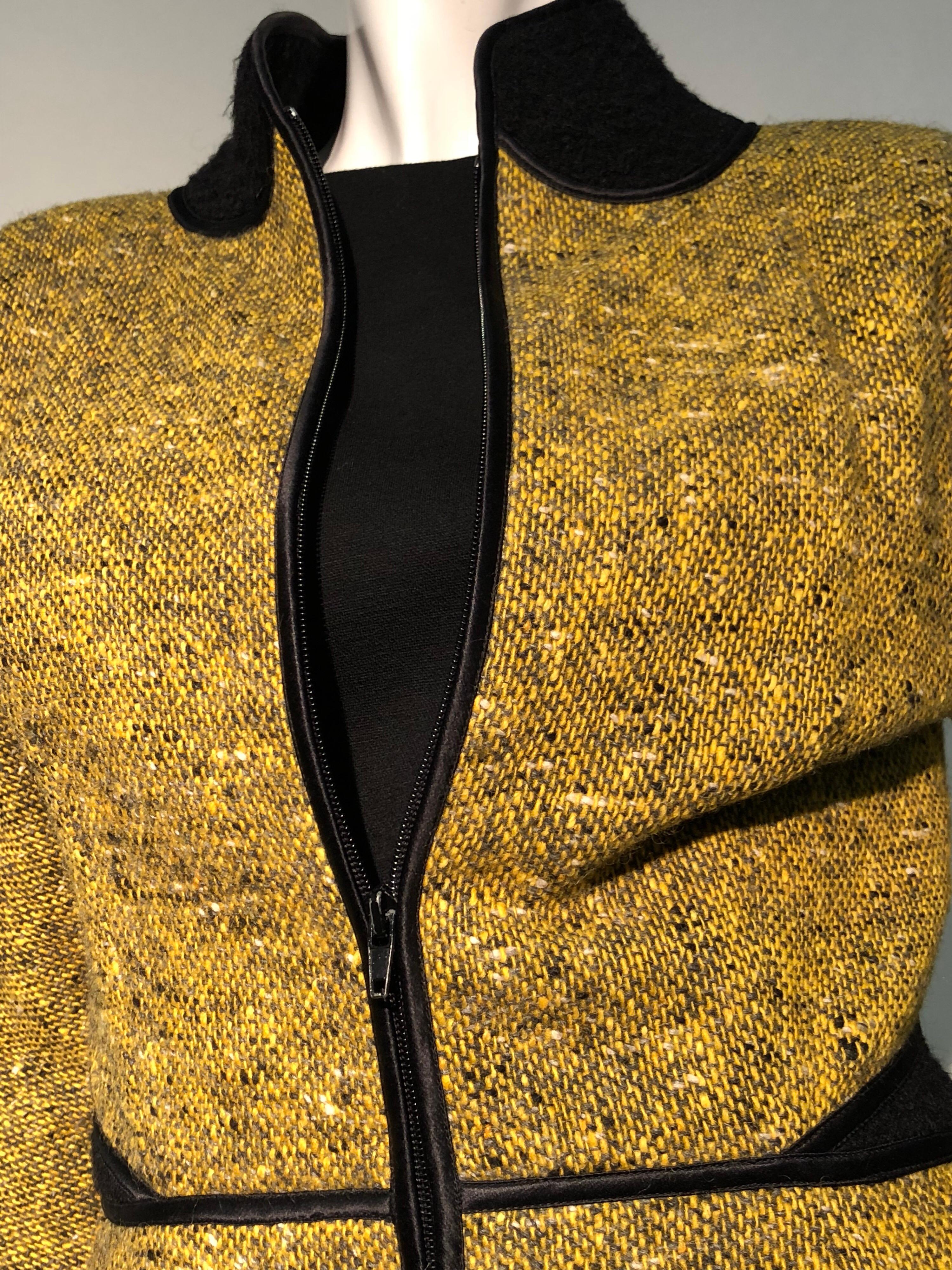 1990s Geoffrey Beene Goldenrod & Black Wool 2-Piece Tweed Dress and Jacket  For Sale 10