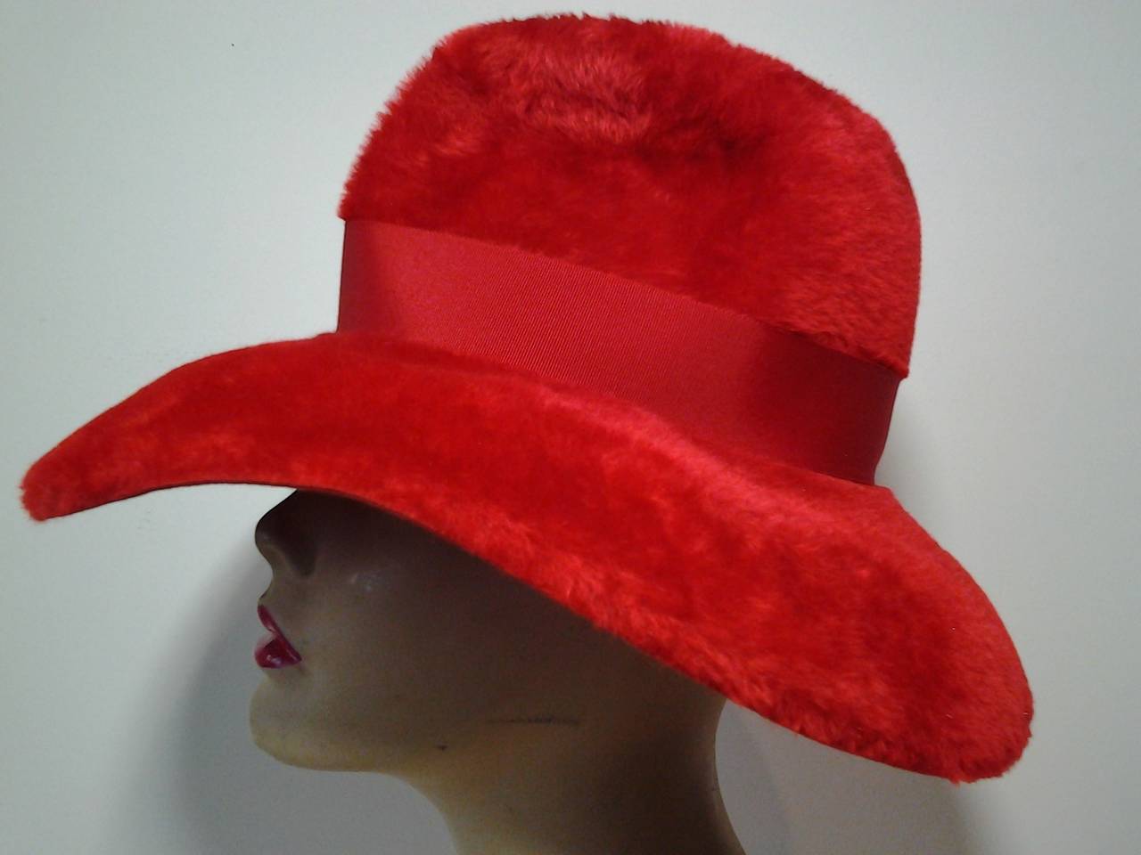 crimson felt hat