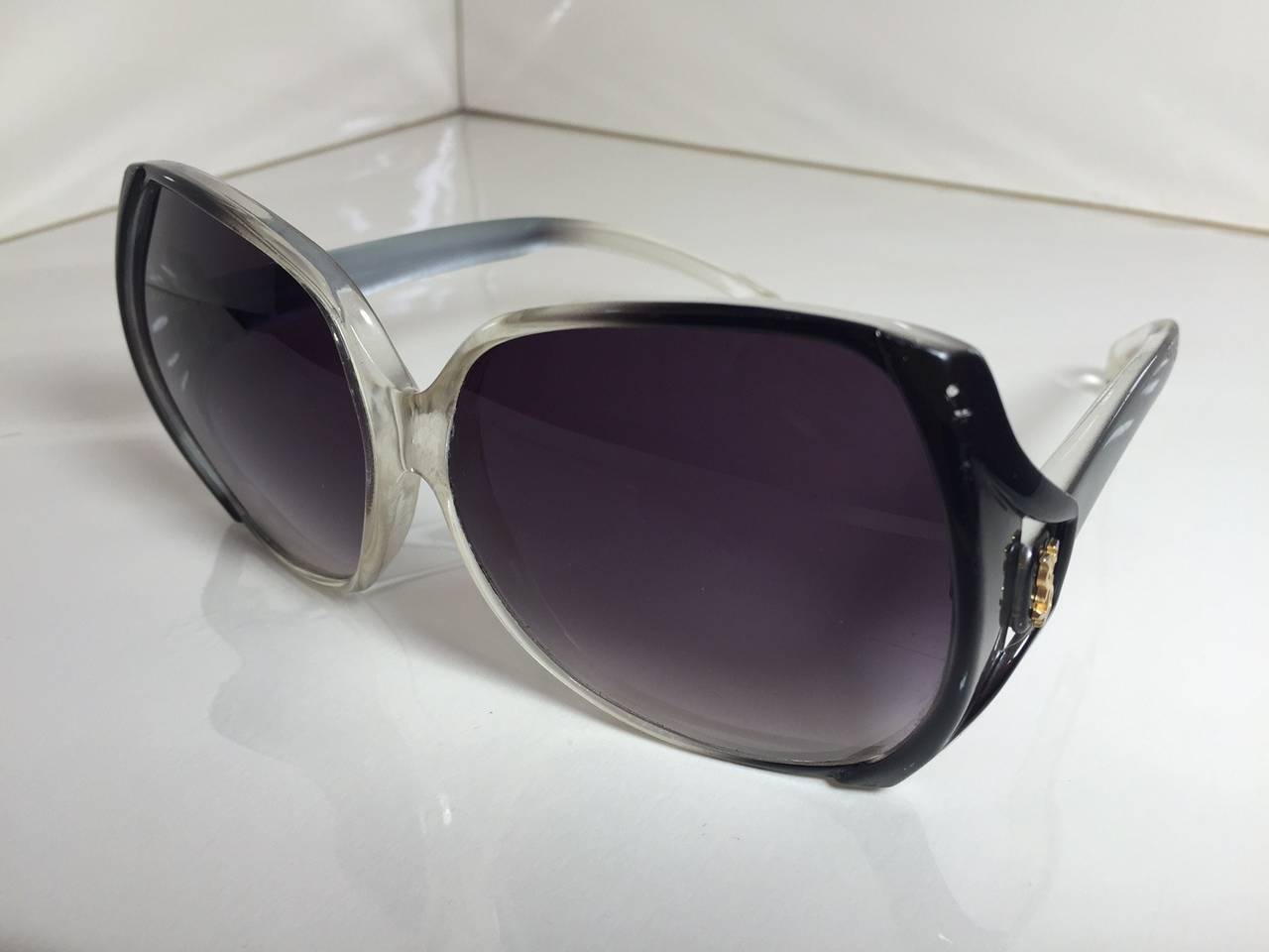 1970s Yves Saint Laurent Uber-Chic Sunglasses In Excellent Condition In Gresham, OR
