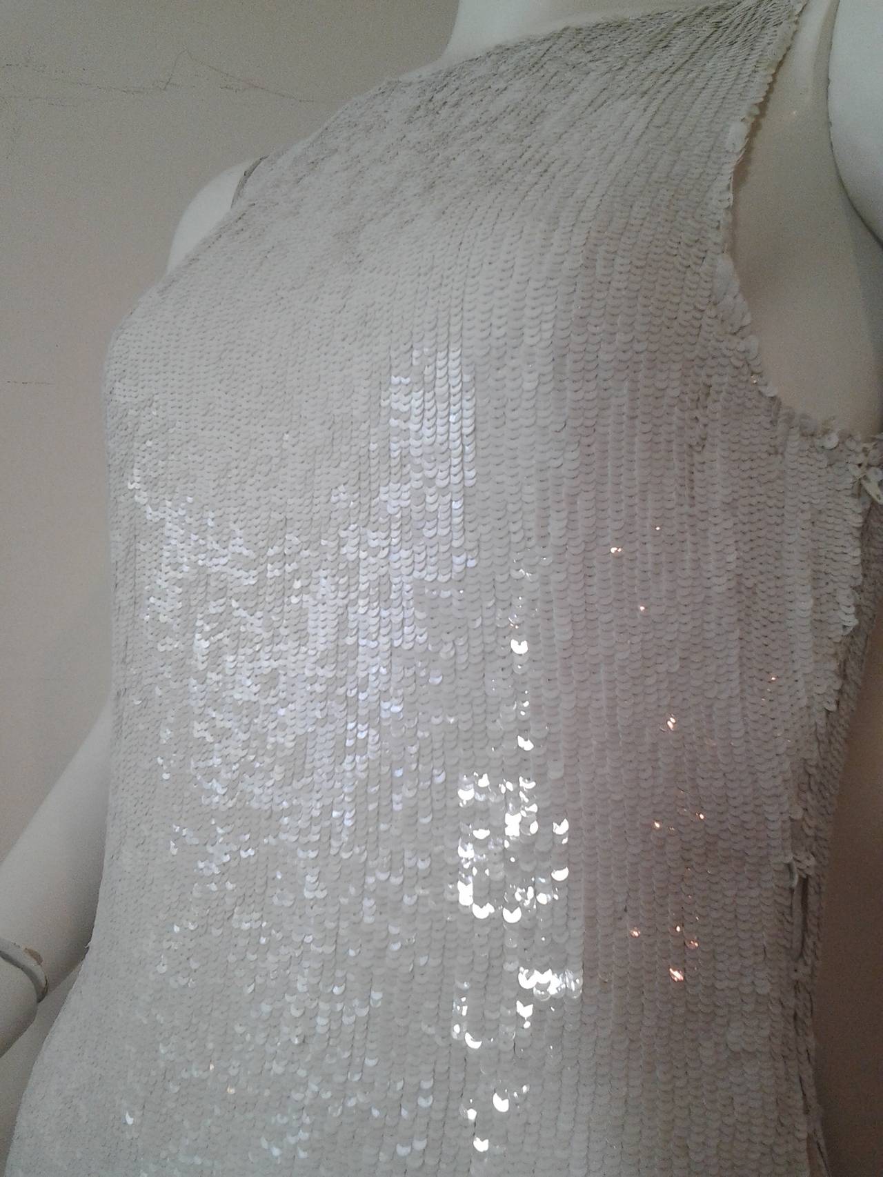 Gray Badgley Mischka White Sequin Low-Back Sheath Dress