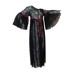 Vintage 1960s Black Lace Baby Doll Robe with Velvet Ribbon Trim