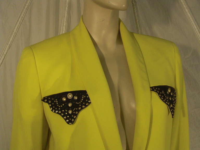 1980s Gianni Versace Lemon Yellow Blazer with Studded Leather Pockets In Excellent Condition In Gresham, OR