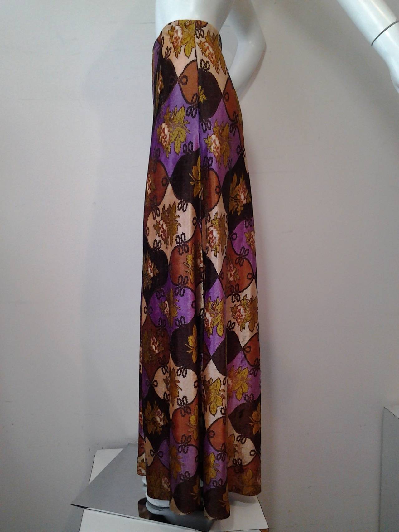 A fabulous fun 1970s Campus Casuals panne velvet Harlequin print palazzo pants!  shades of violet, black, olive cream and gold. Unlined