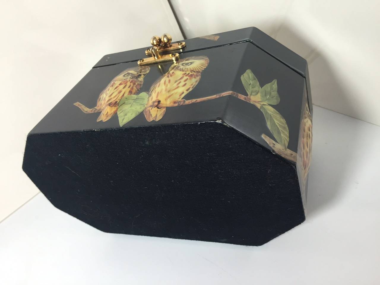 1960s Black Lacquered Wood Octagonal Box Bag w/ 3-D Owl Decoupage 2