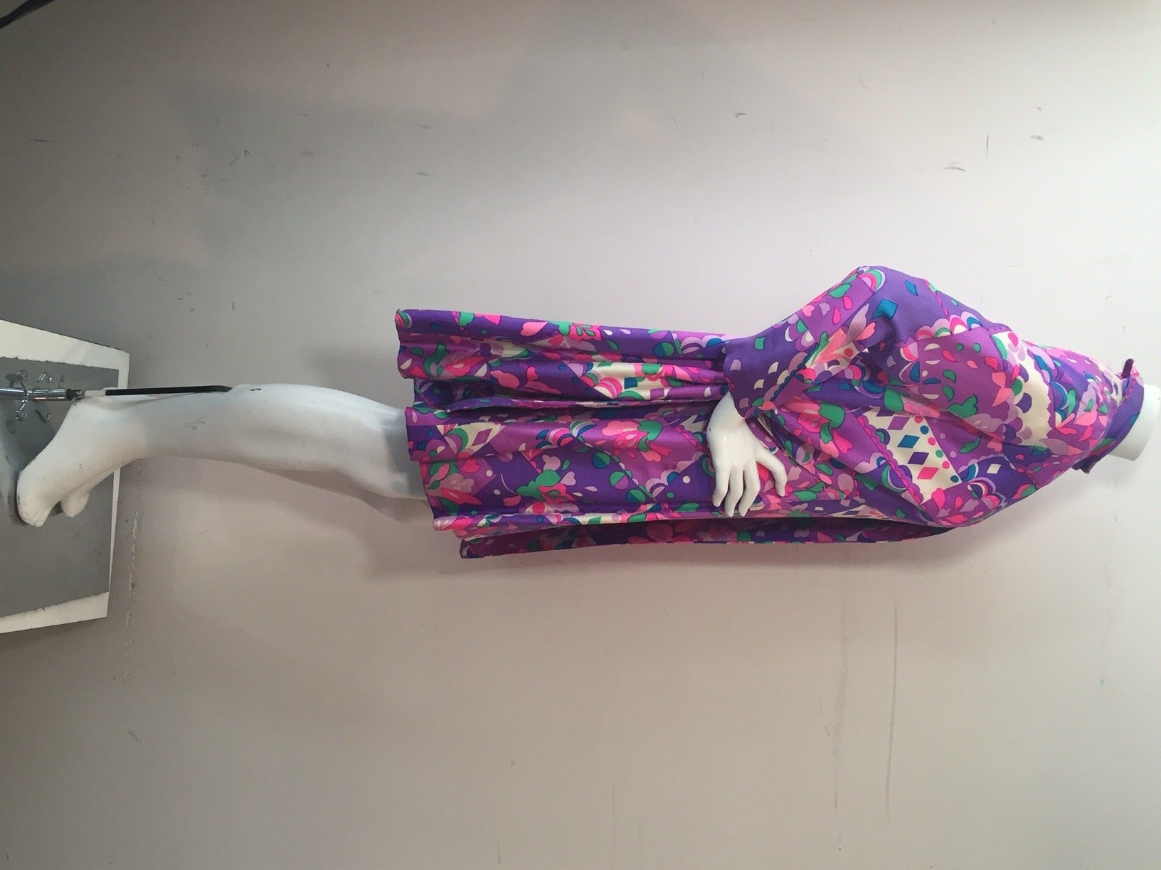 1960s Kiki Hart 2-Piece Silk Mod Print Mini Dress and Coat Ensemble 1