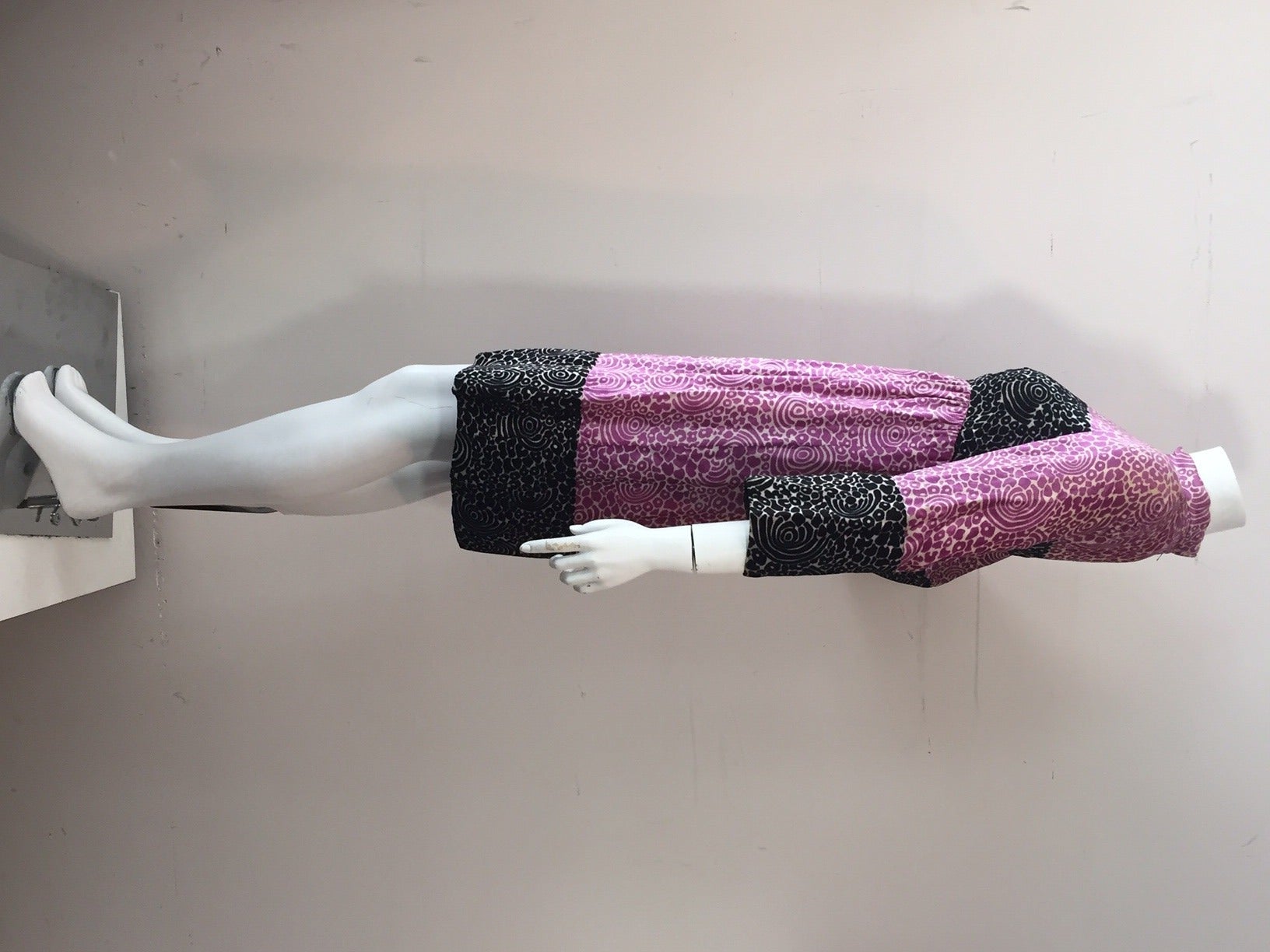 Women's 1960s Geoffrey Beene Empire Panne Velvet Mini Dress l