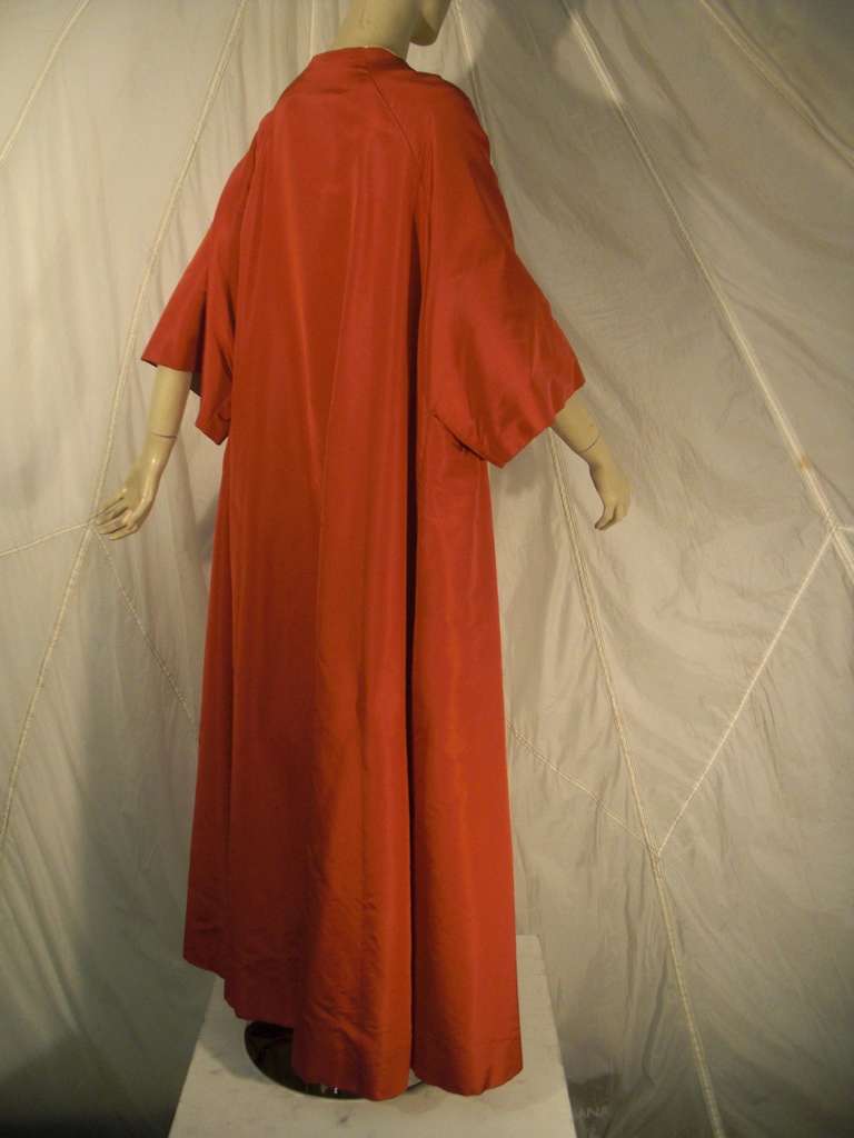 1950s Gold Lame and Orange Opera Coat Made for Sophie Tucker In Good Condition In Gresham, OR