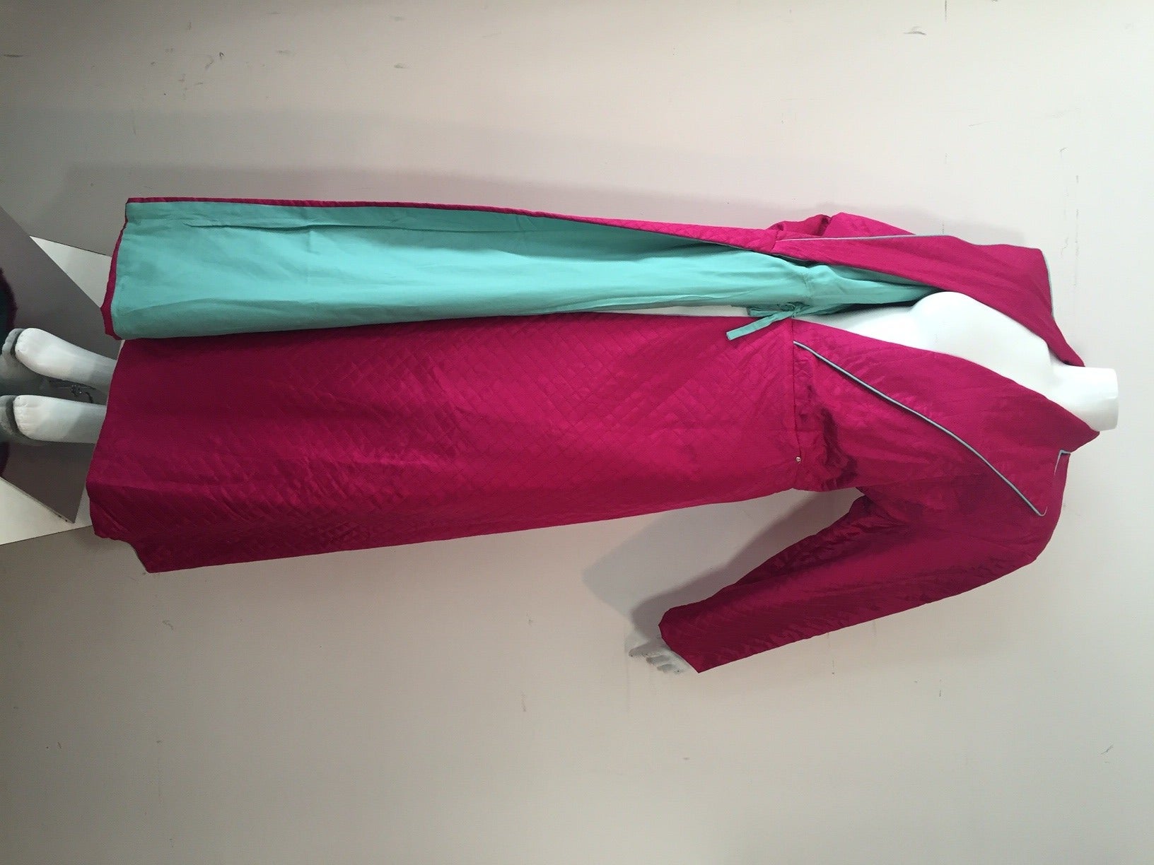 Women's 1950s Never-Worn Fuchsia and Mint Green Quilted Robe.