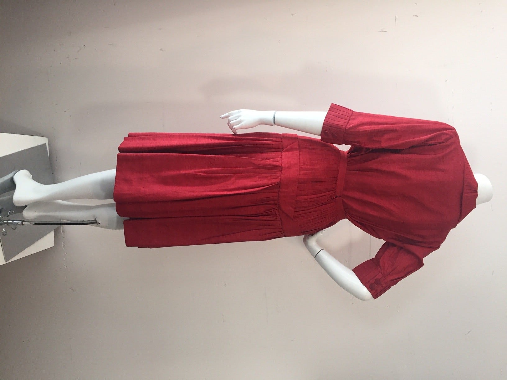 1950s Red Silk Blouse and Pleated Skirt Ensemble In Excellent Condition In Gresham, OR