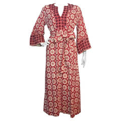 1970s I. Magnin Pomegranate and Cream Mirrored Caftan with Belt