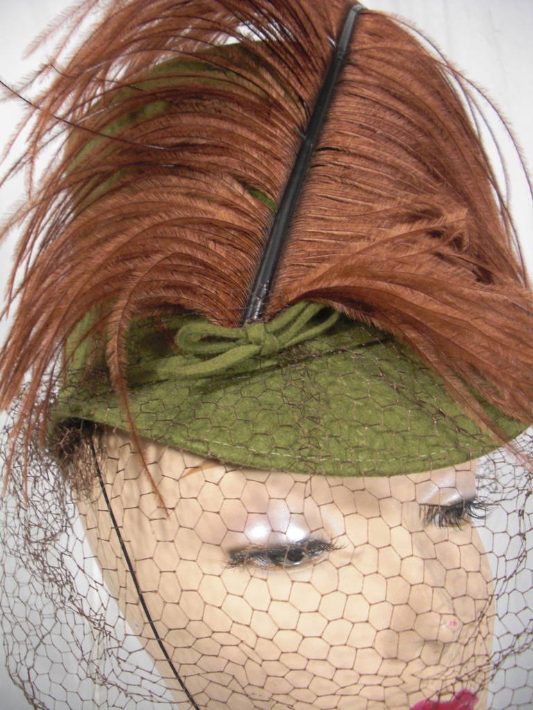 1940s Sage Green Felt Hat with Brown Feather Quill 4