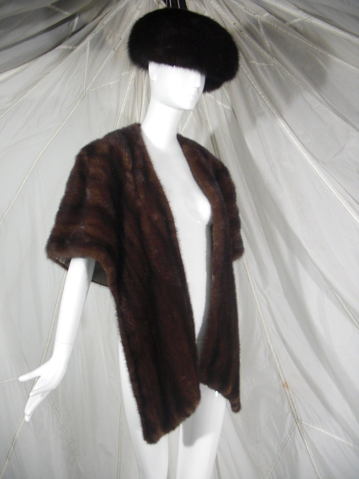 1950s City of Paris Chestnut Mink Stole 2