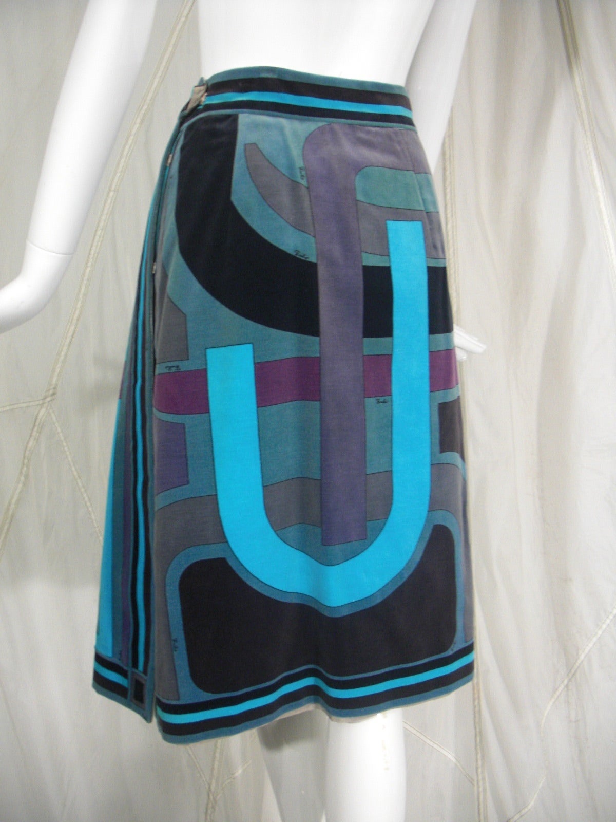 1960s Pucci Mod Velvet Skirt In Excellent Condition In Gresham, OR