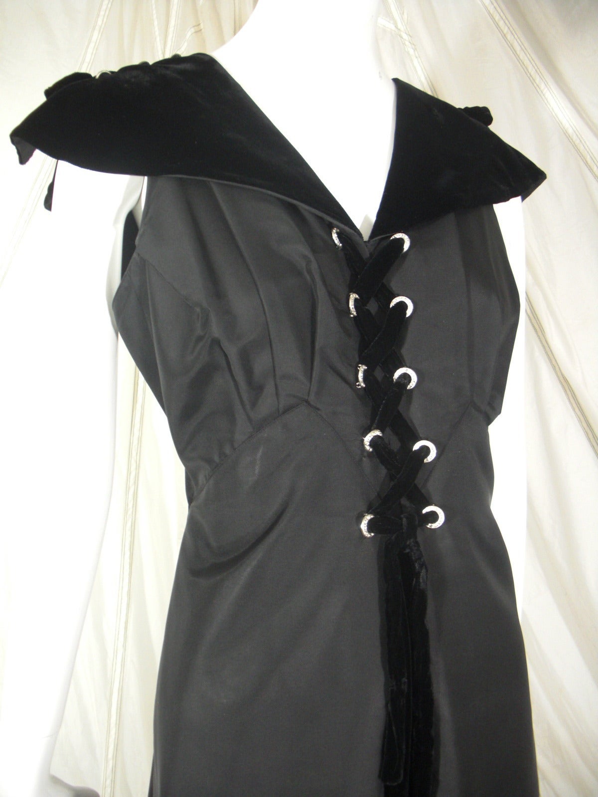 1930s Black Acetate and Velvet Lace Up Gown with Grommets 2