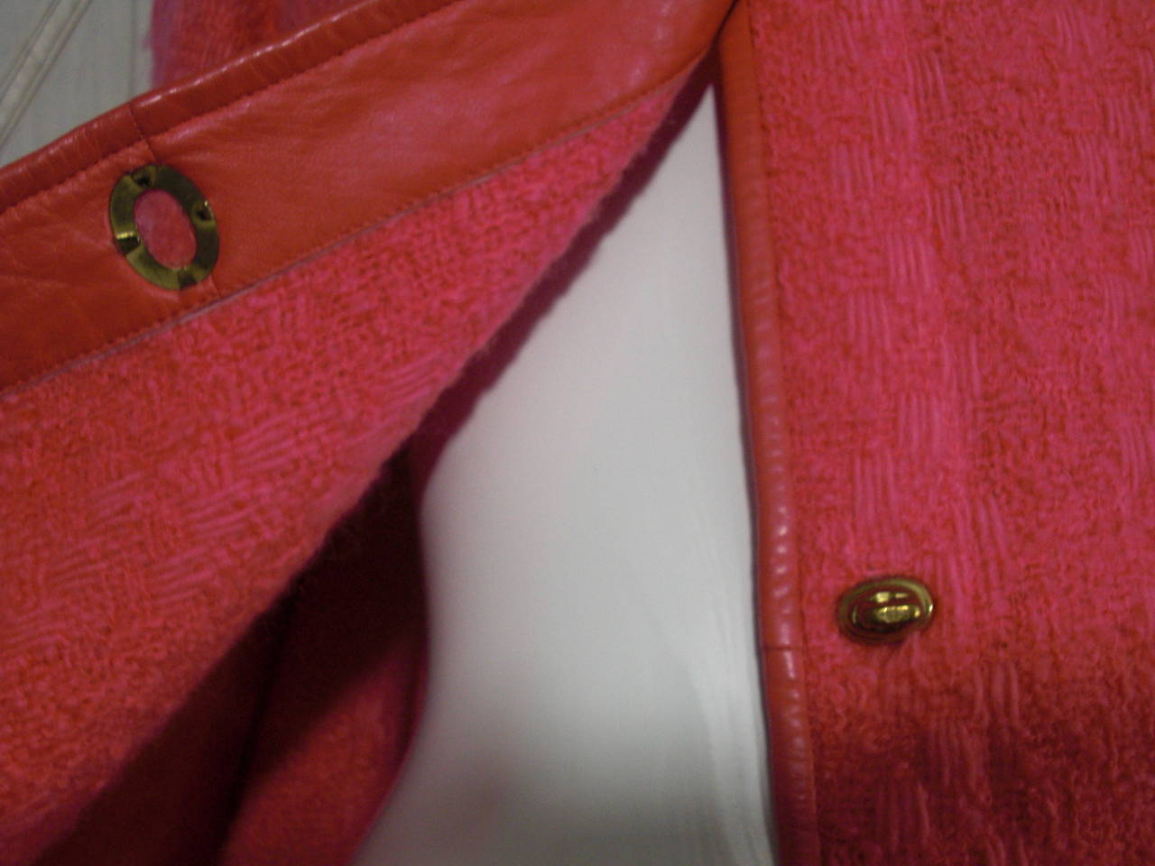 1960s Bonnie Cashin Lipstick Pink Wool Tweed Leather Trimmed Coat 4