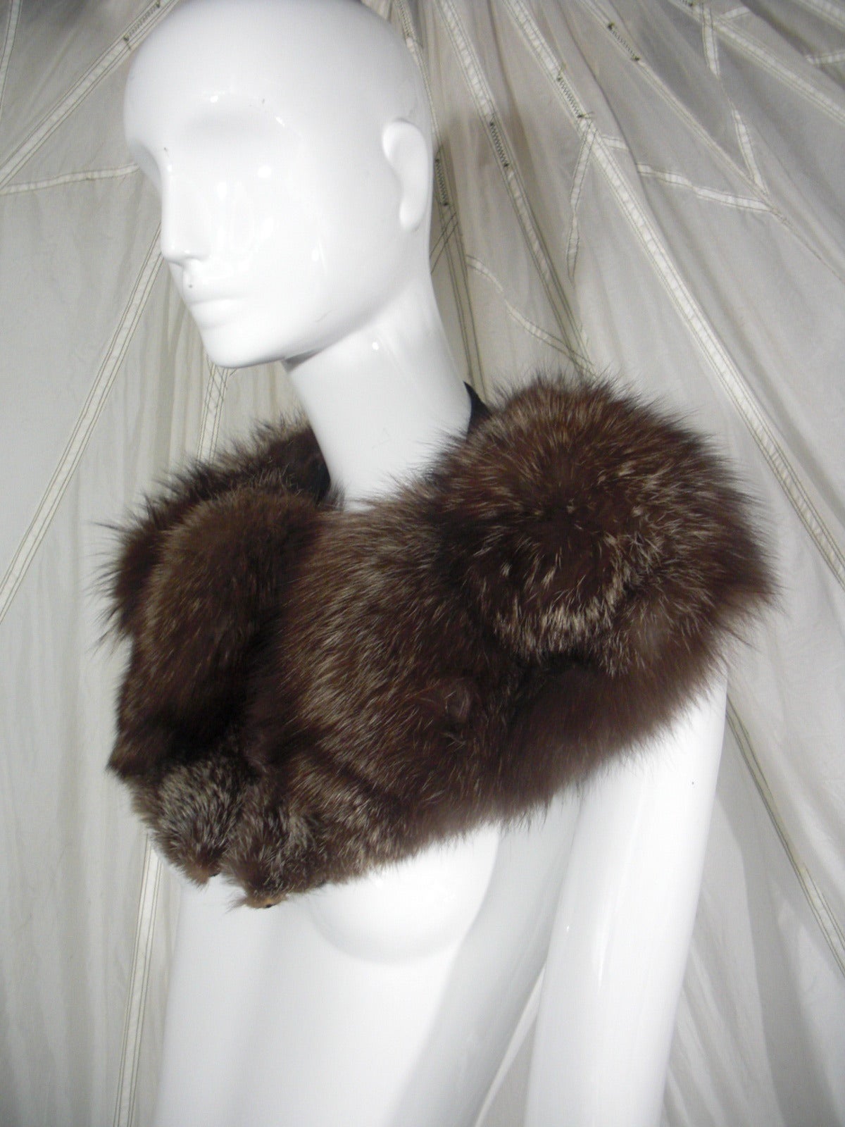 1940s Sculpted Fox Fur Collar In Excellent Condition In Gresham, OR
