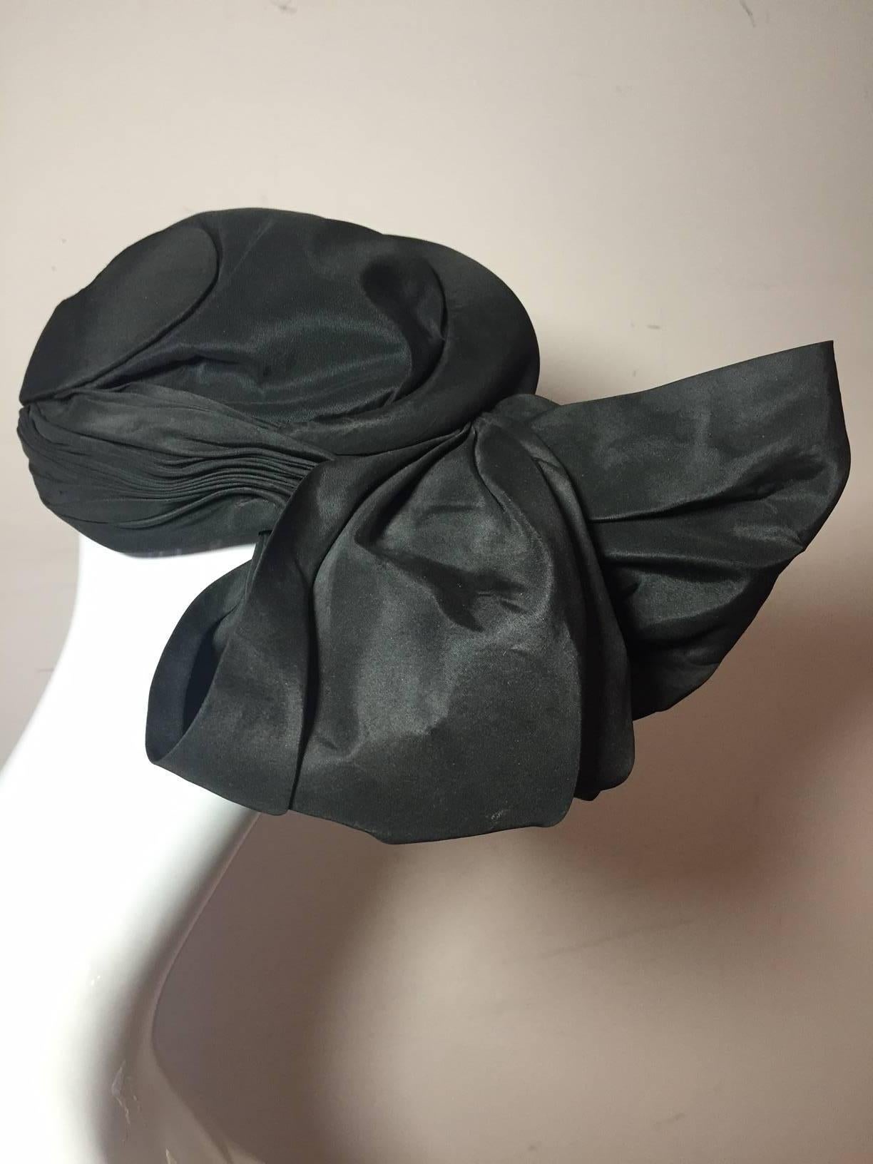 1950s Lilly Dache Couture Silk Taffeta Cocktail Hat w/ Side Bow In Excellent Condition In Gresham, OR