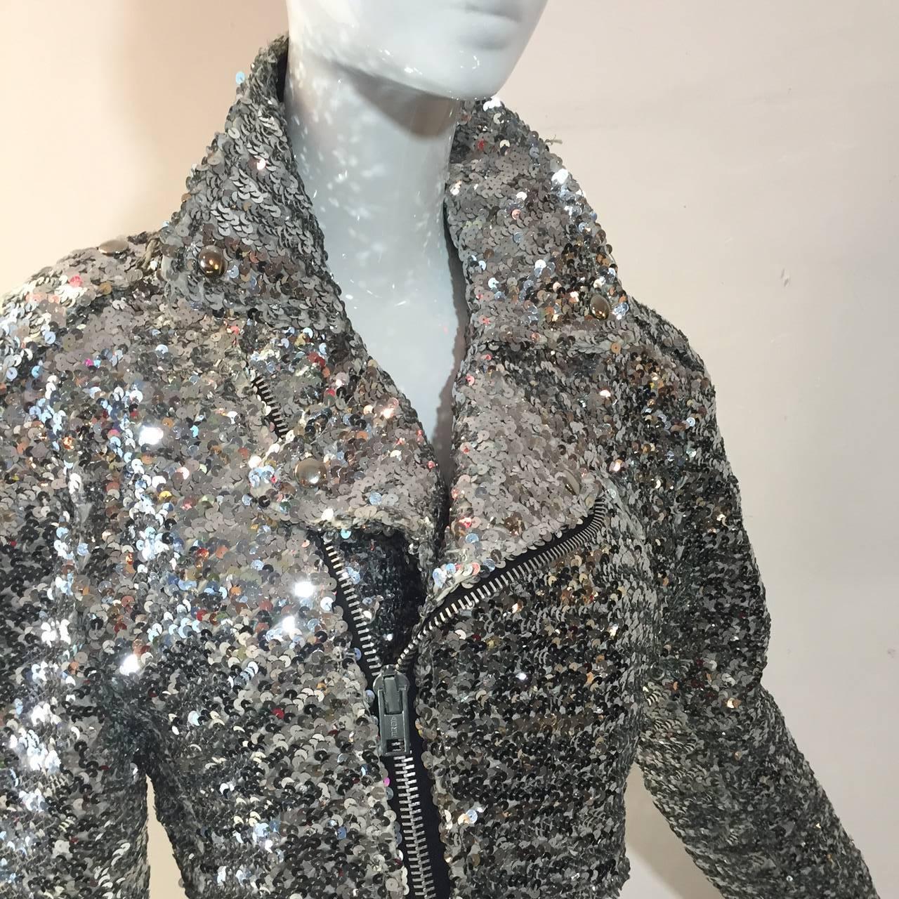 1980er Silberne:: mit Pailletten besetzte:: abgeschnittene Motorradjacke für Damen oder Herren