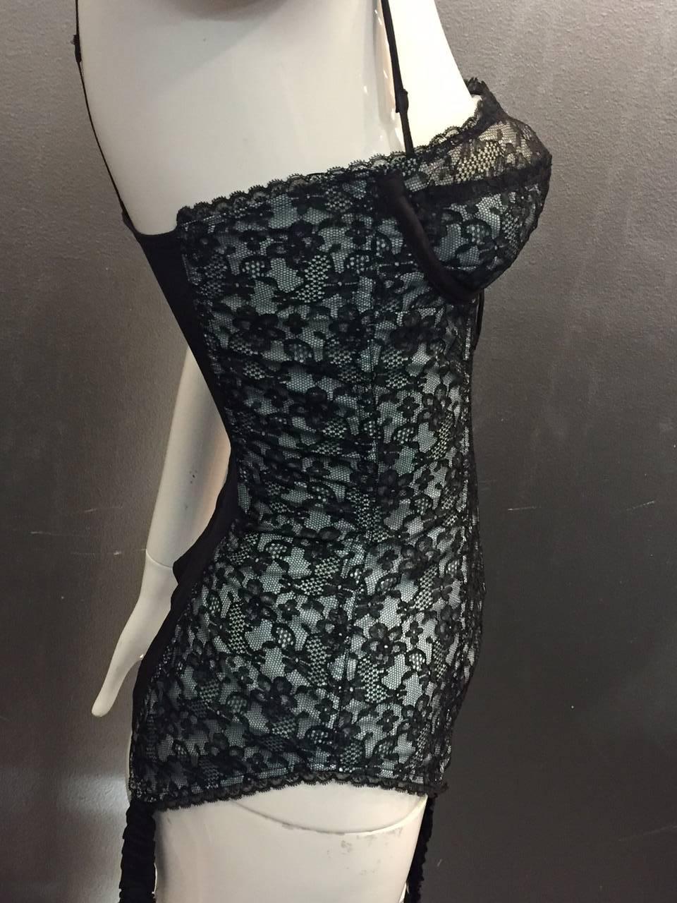 1950s Star-Paris Merry Widow Lace Lingerie w/ Attached Garters  In Excellent Condition In Gresham, OR