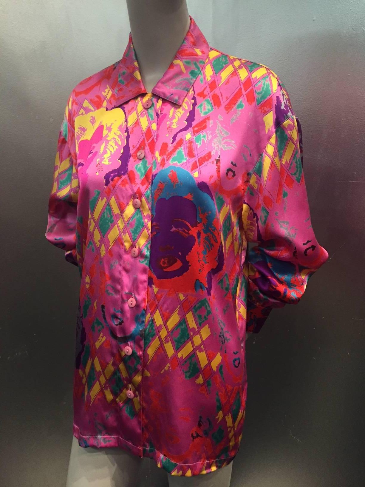 1990s Margaretha Ley iconic and rare Marilyn Monroe print blouse which utilizes the famous original Warhol prints. Button-down front placket with shell buttons.