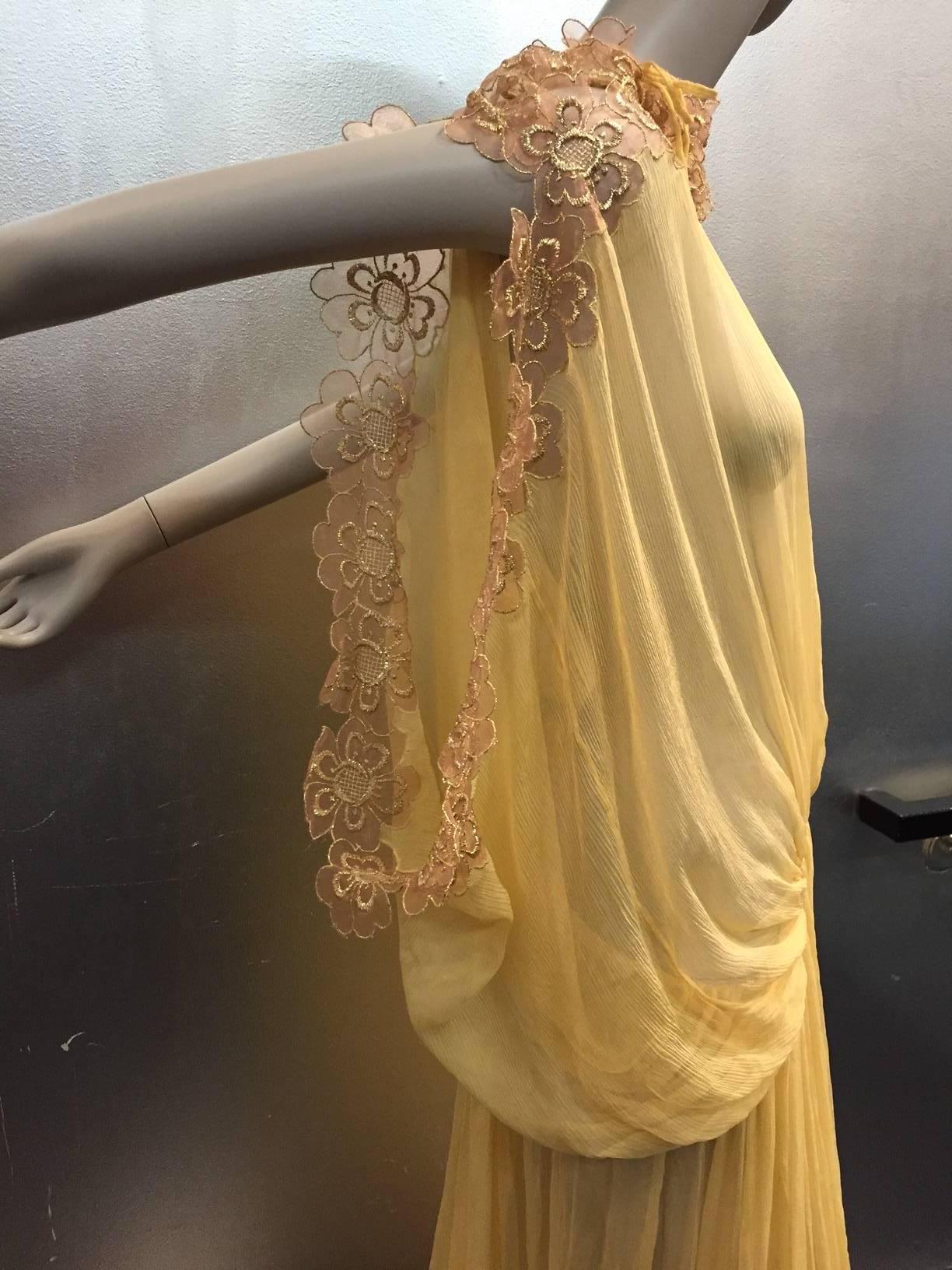 1970s Gunn Trigere Honey-Color Silk Chiffon Goddess Gown w/ Lamé Lace Trim In Excellent Condition In Gresham, OR