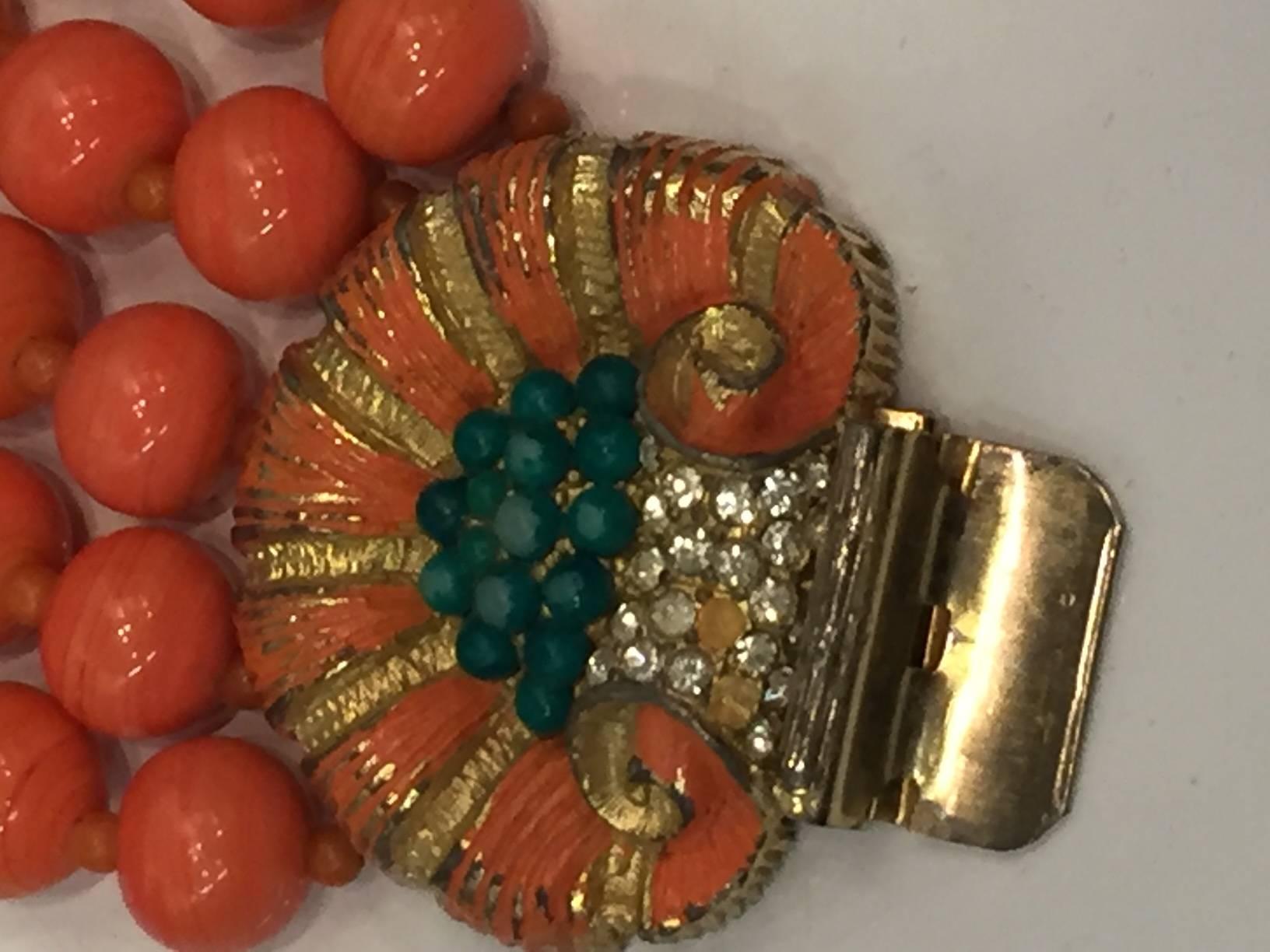 Art Deco 1960s Mimi Di N Coral Glass Multistrand Bead Bracelet w/ Shell Motif Clasp
