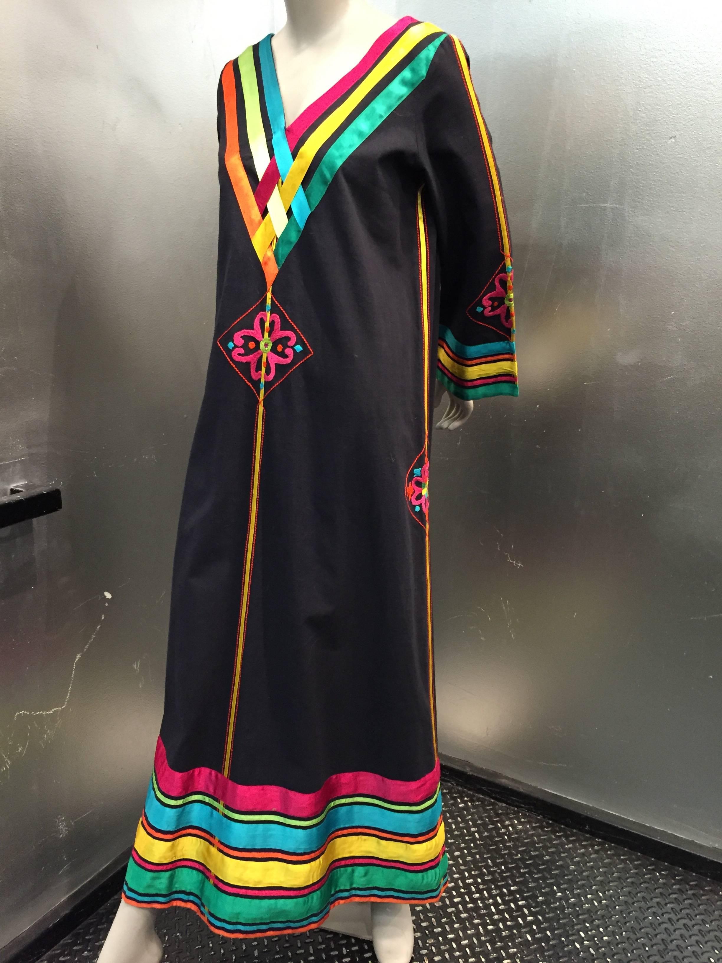 1970s Josefa Hand-Crafted Cotton Caftan with Rainbow Ribbon Trim and Embroidery In Excellent Condition In Gresham, OR
