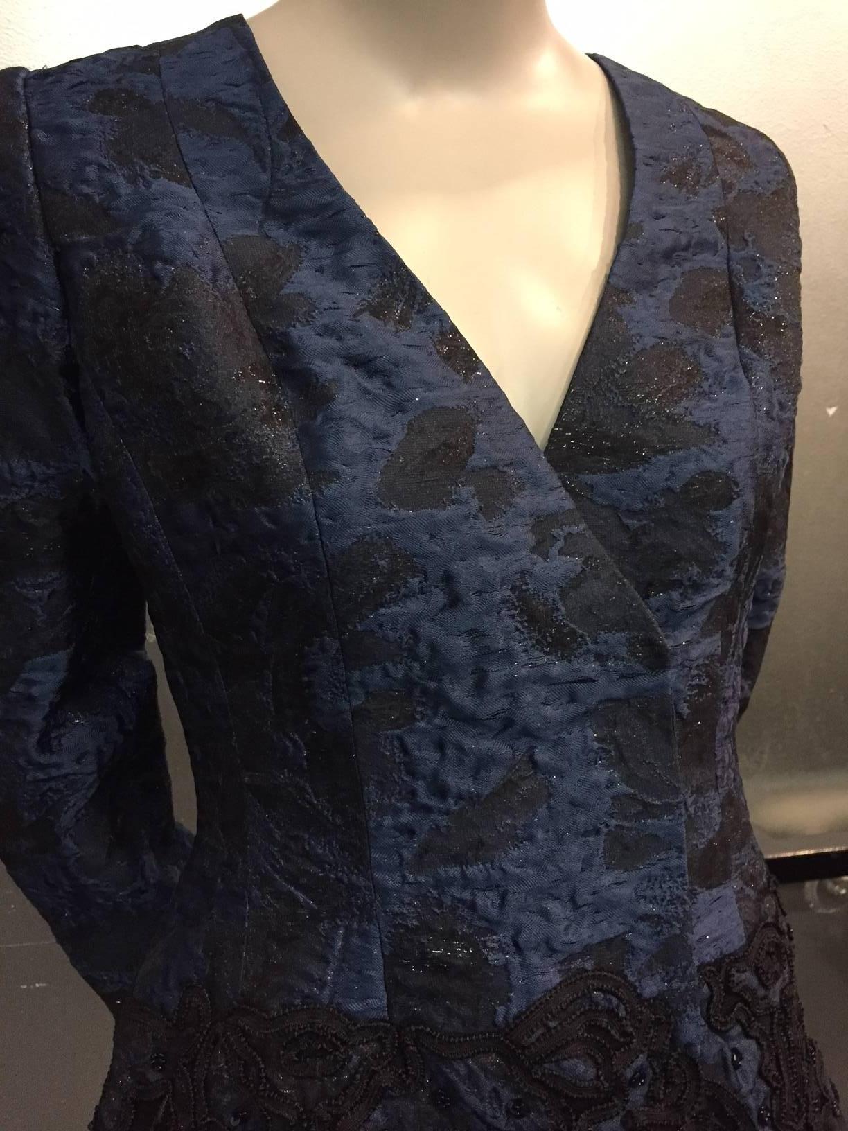 Oscar de la Renta Navy and Black Brocade Jacket w Peplum and Cut-Out Lace In New Condition In Gresham, OR