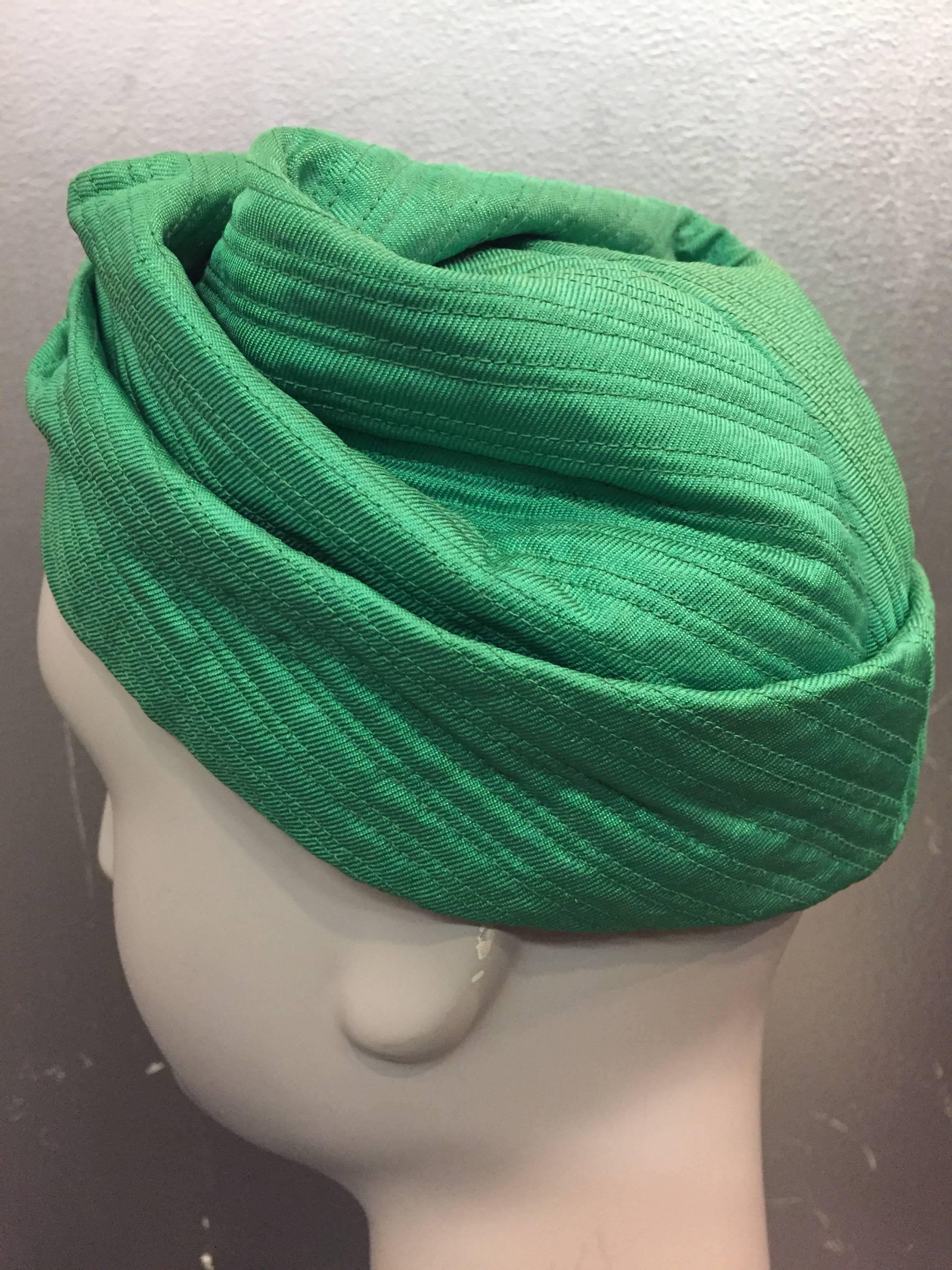 1960s Mr. John Kelly Green Quilted Turban Hat In Excellent Condition For Sale In Gresham, OR