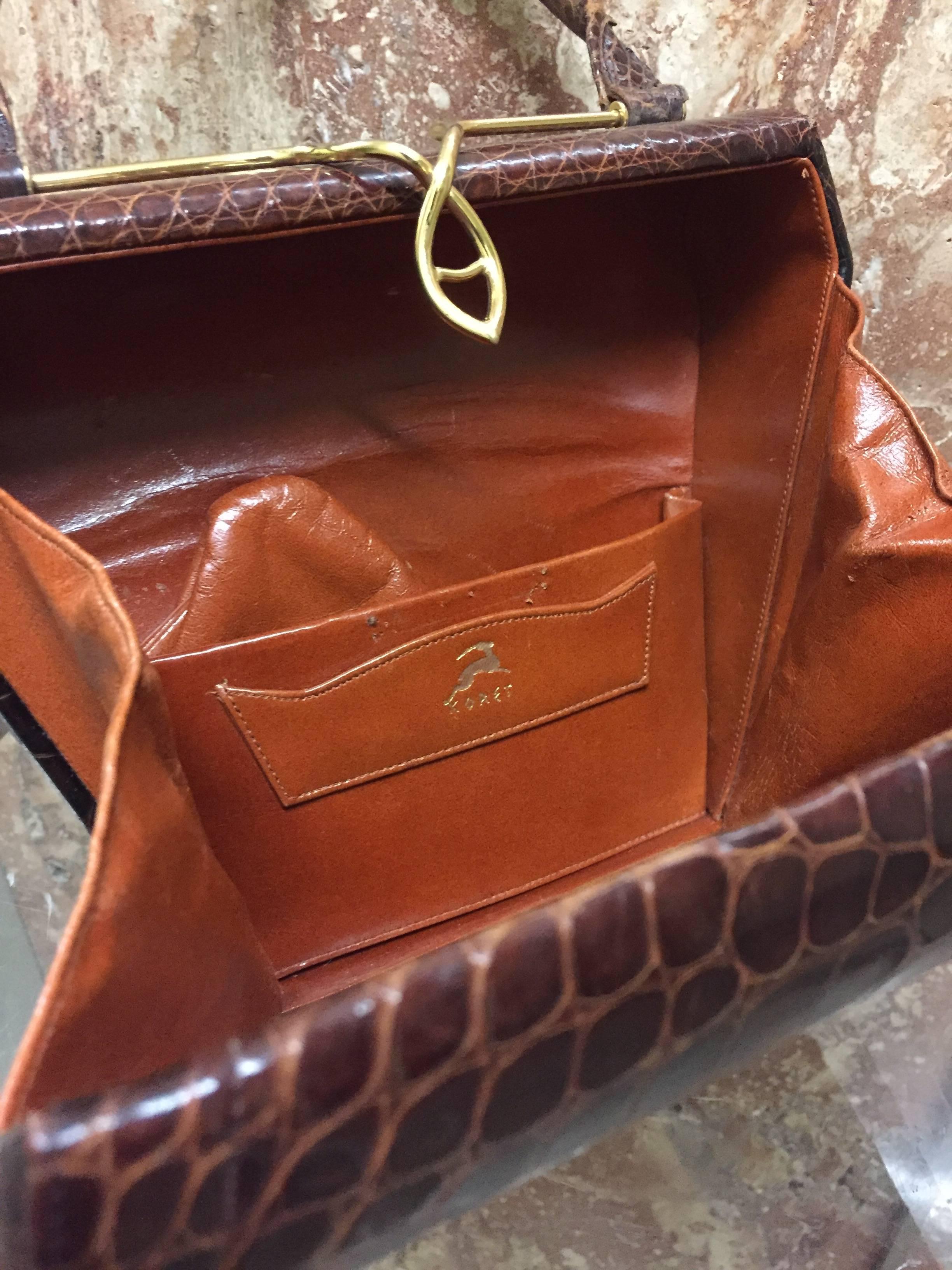 Black 1950s Koret Brown Alligator Structured Handbag w Gold-Tone Clasp