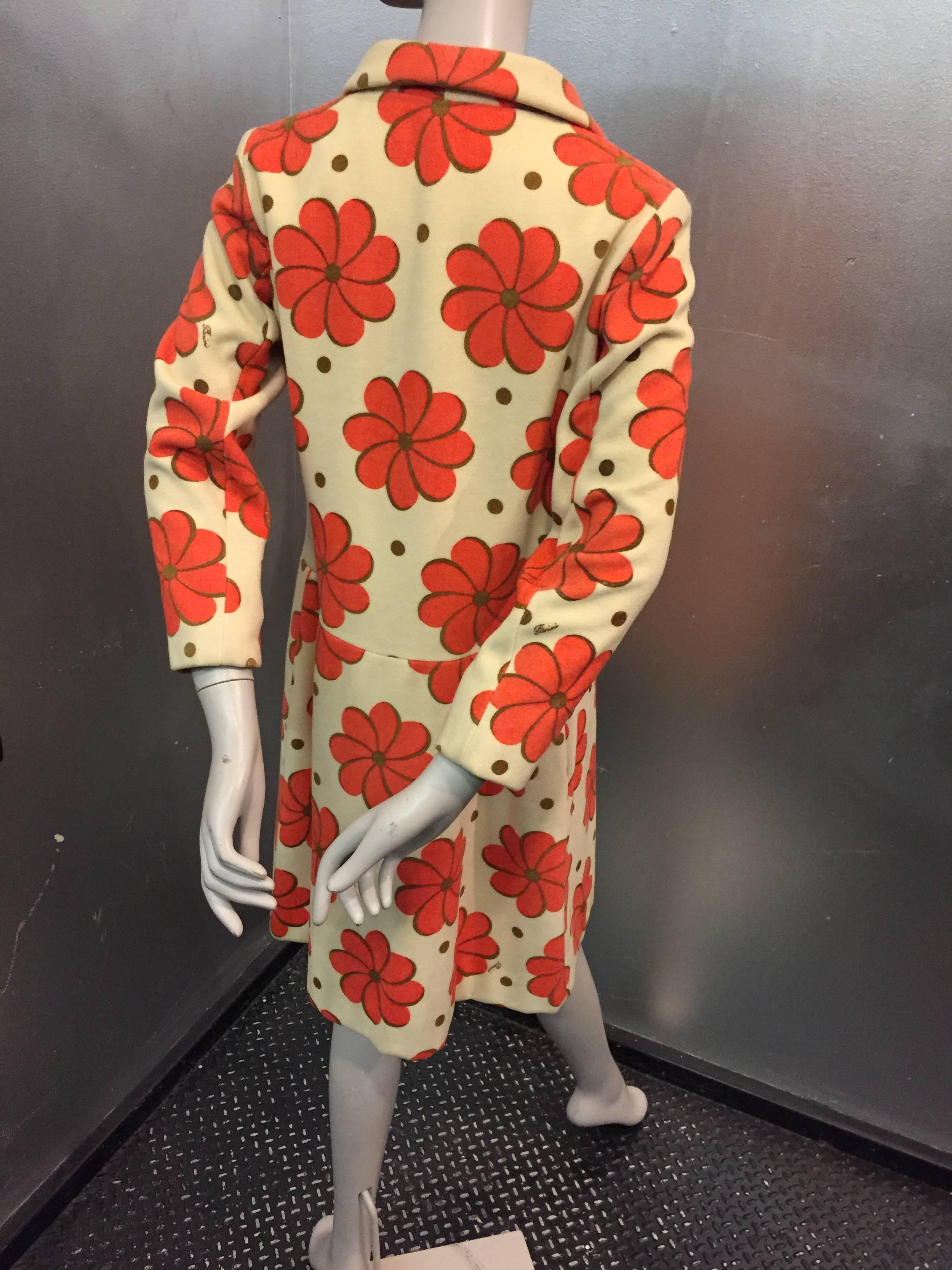 1960s Pierini cream Italian wool coat in a fabulous orange daisy print.  Resin buttons 