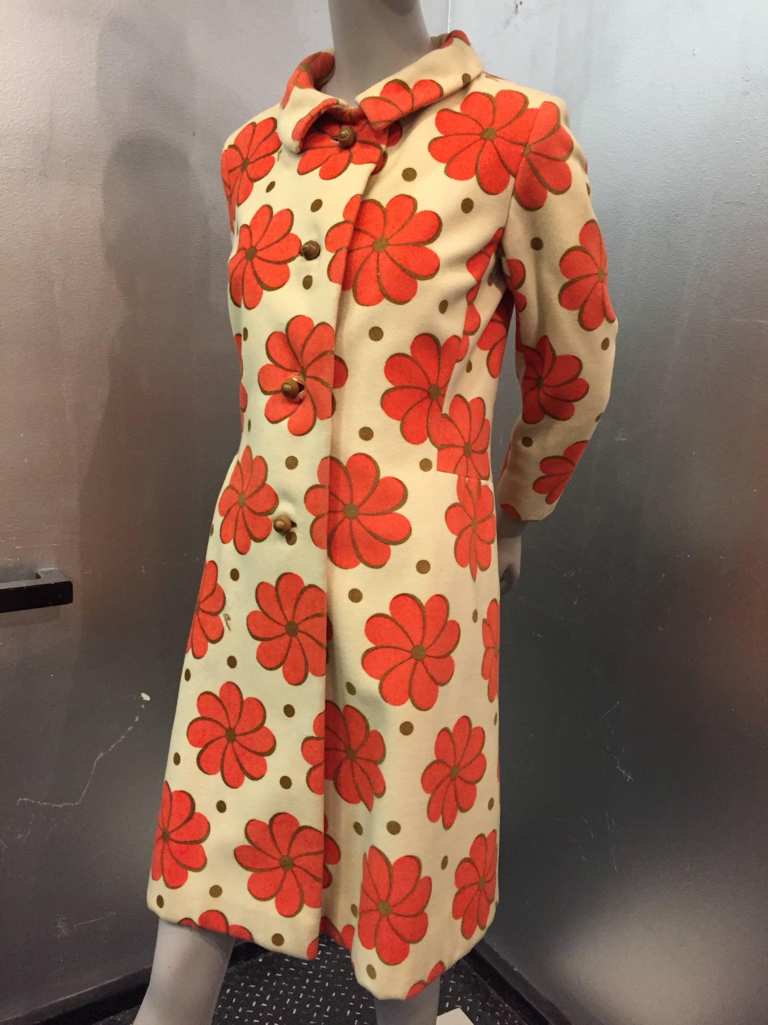 1960s Pierini Cream Italian Wool Coat in a Fabulous Orange Daisy Print 3
