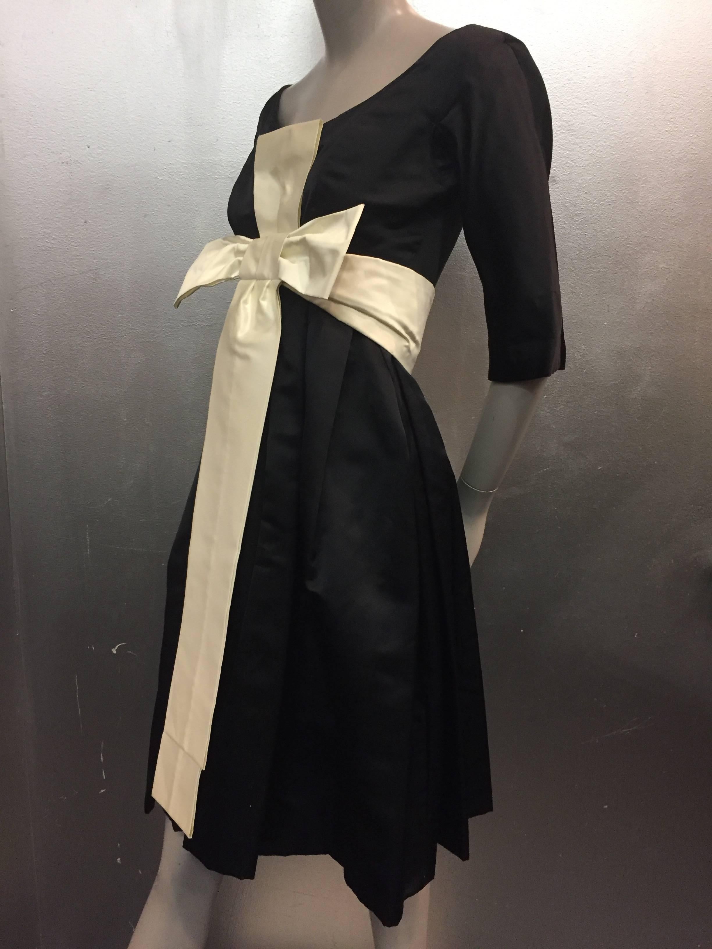 1950s Black Silk Cocktail Dress with Cream Silk Empire Bow Detail In Excellent Condition In Gresham, OR