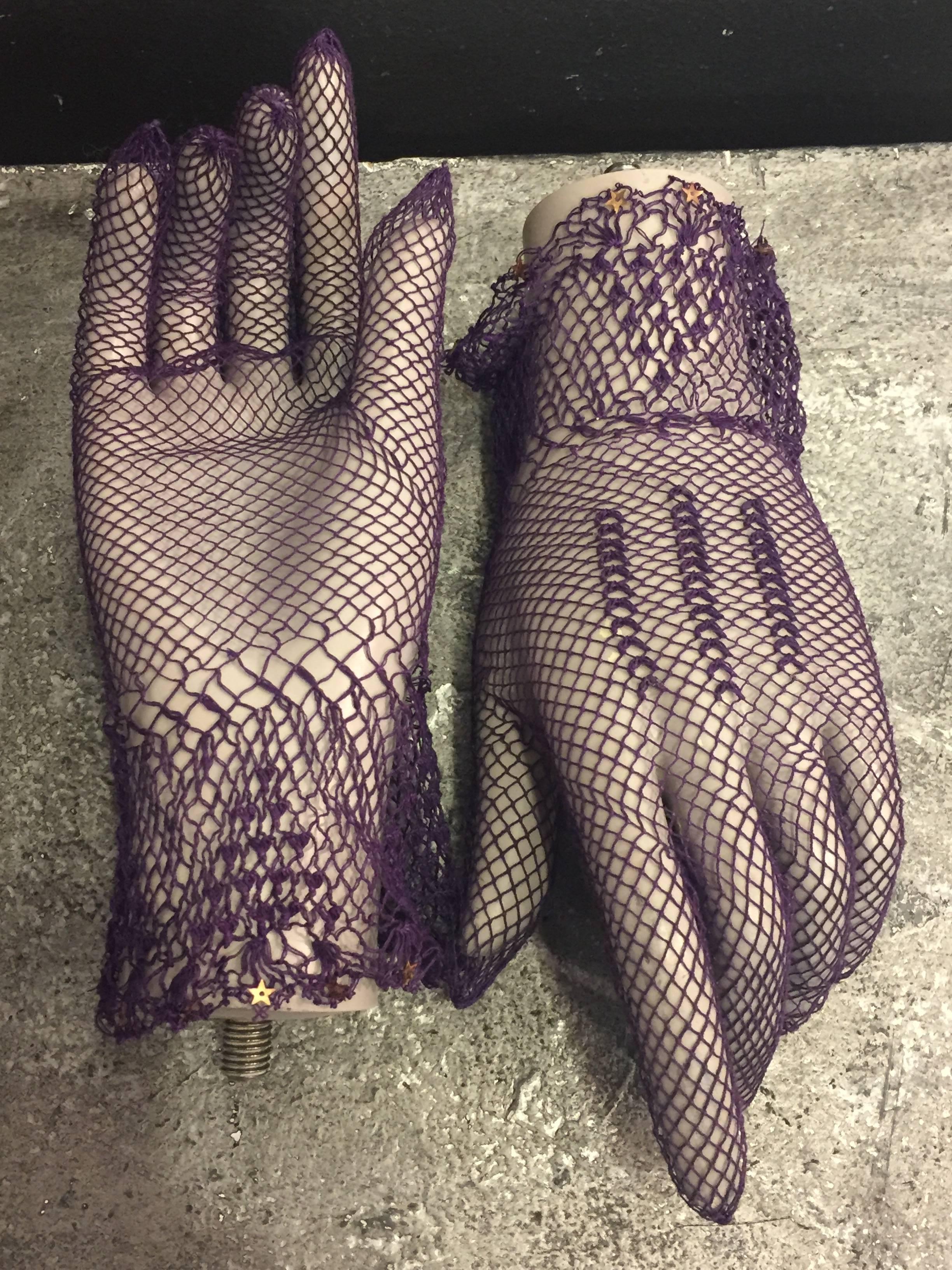 Gray 1930s Purple Cotton Crochet Gloves w Nice Details